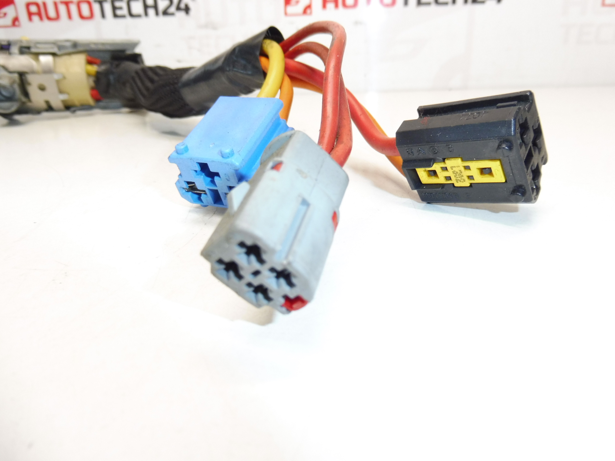 Kytkinlaatikko 1 avain Peugeot 607 4162T5