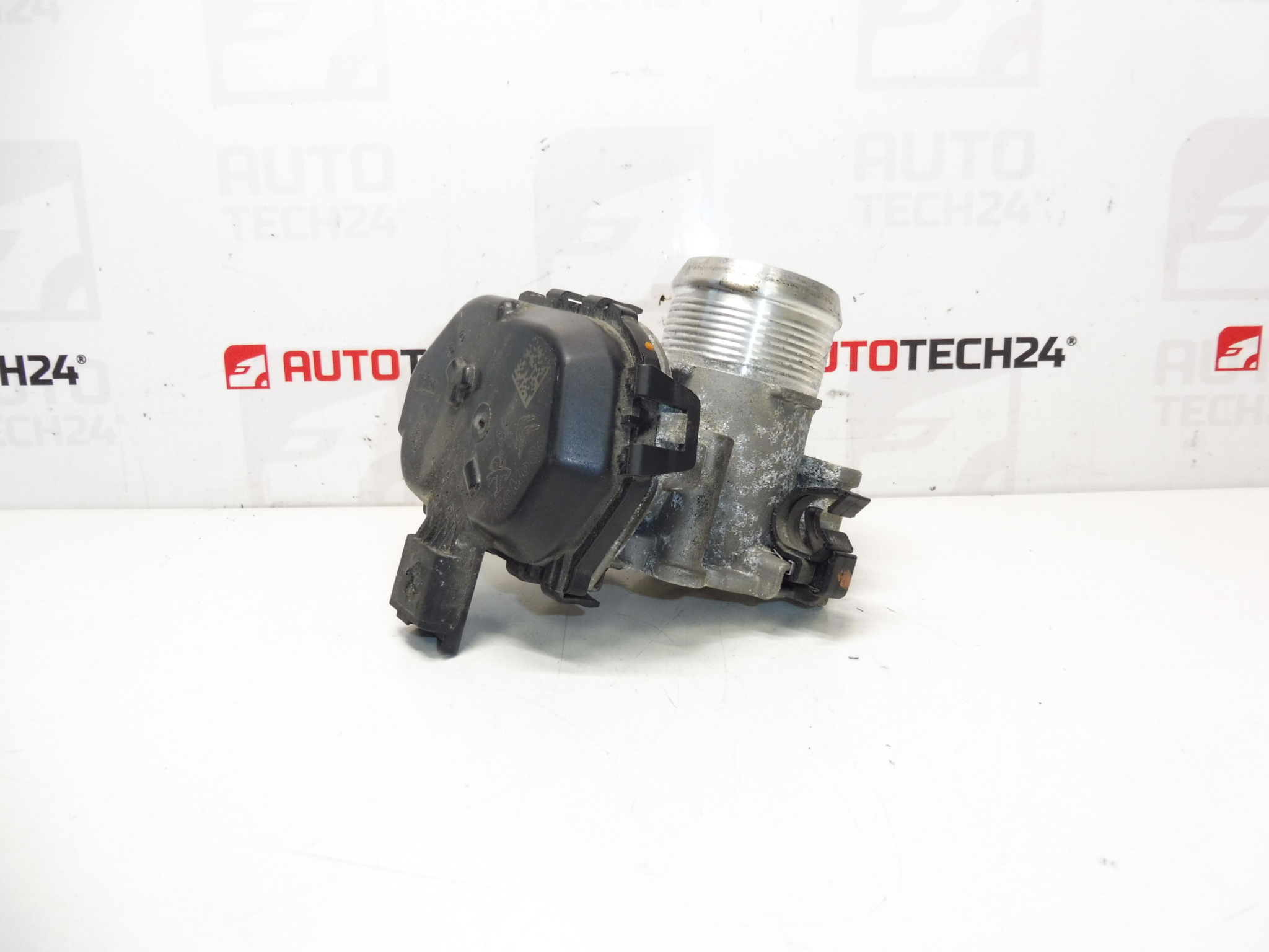 Imuventtiili Valeo 1.5 HDI Citroën Peugeot V29121487 9830171480