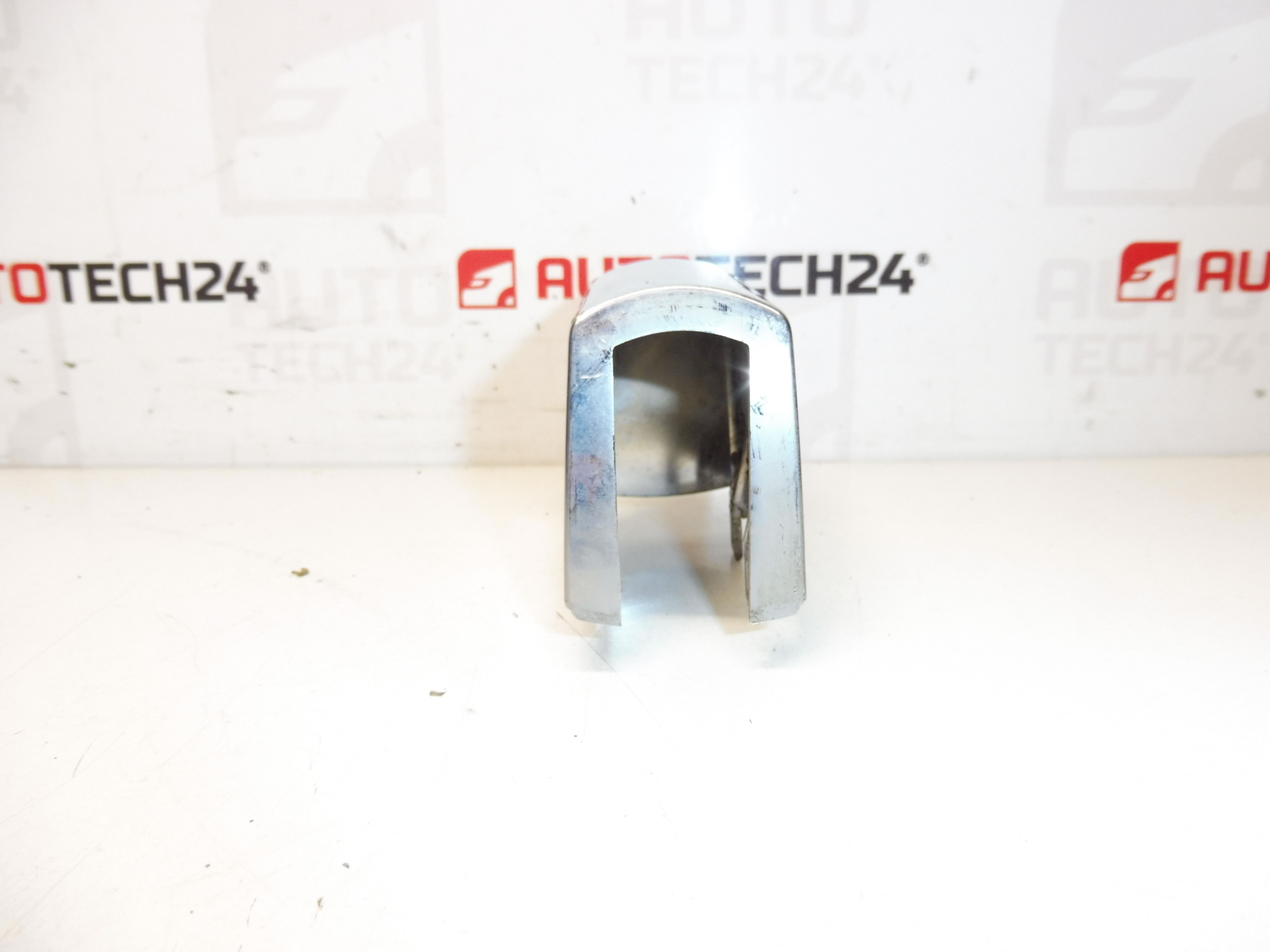 Takaoven oikeanpuoleinen kahvan kansi Citroën Peugeot kromi 9101GL