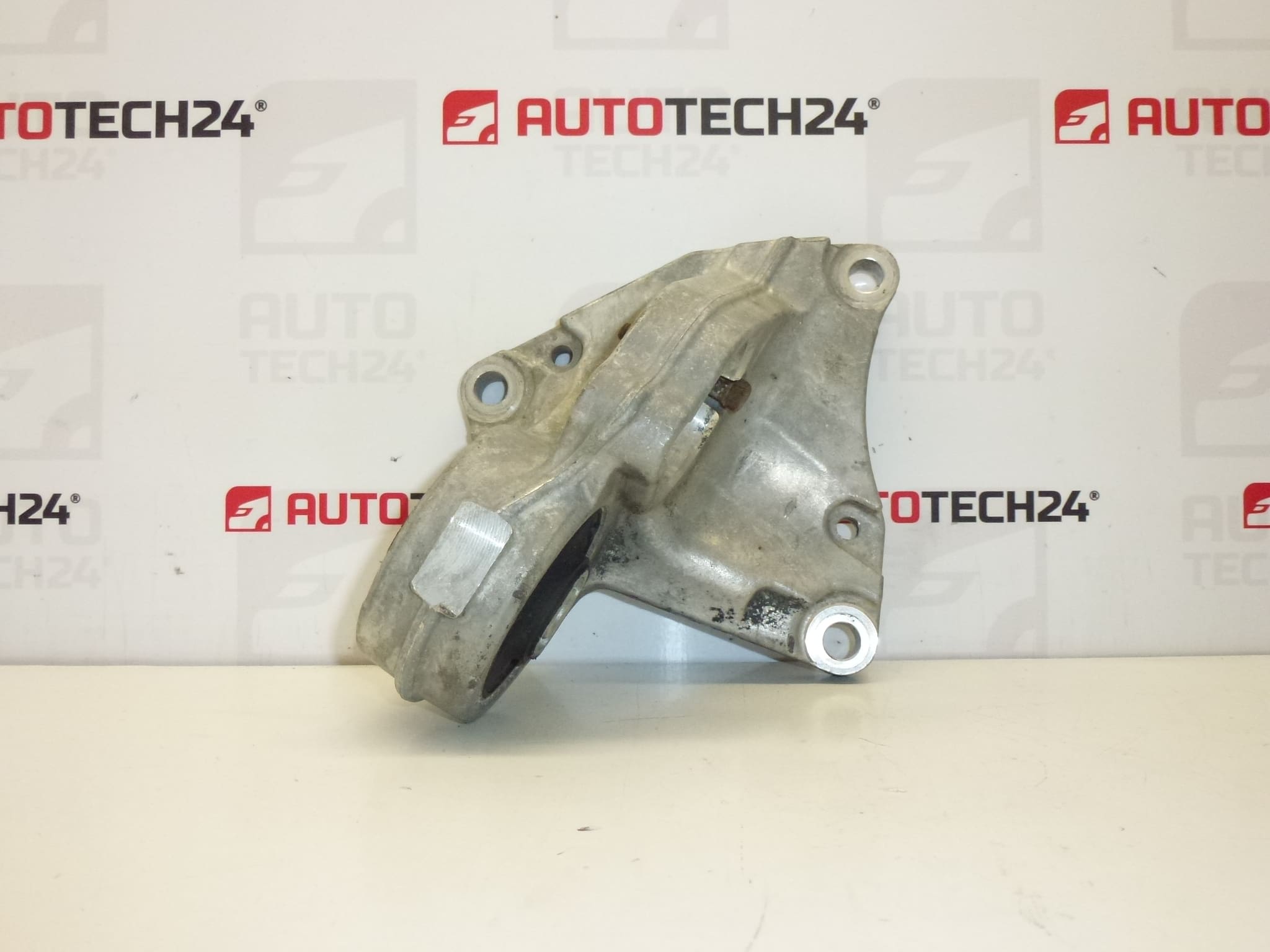 Puoliakselin kannatin Citroën Peugeot 1.9D 2.0 HDI 9637792580