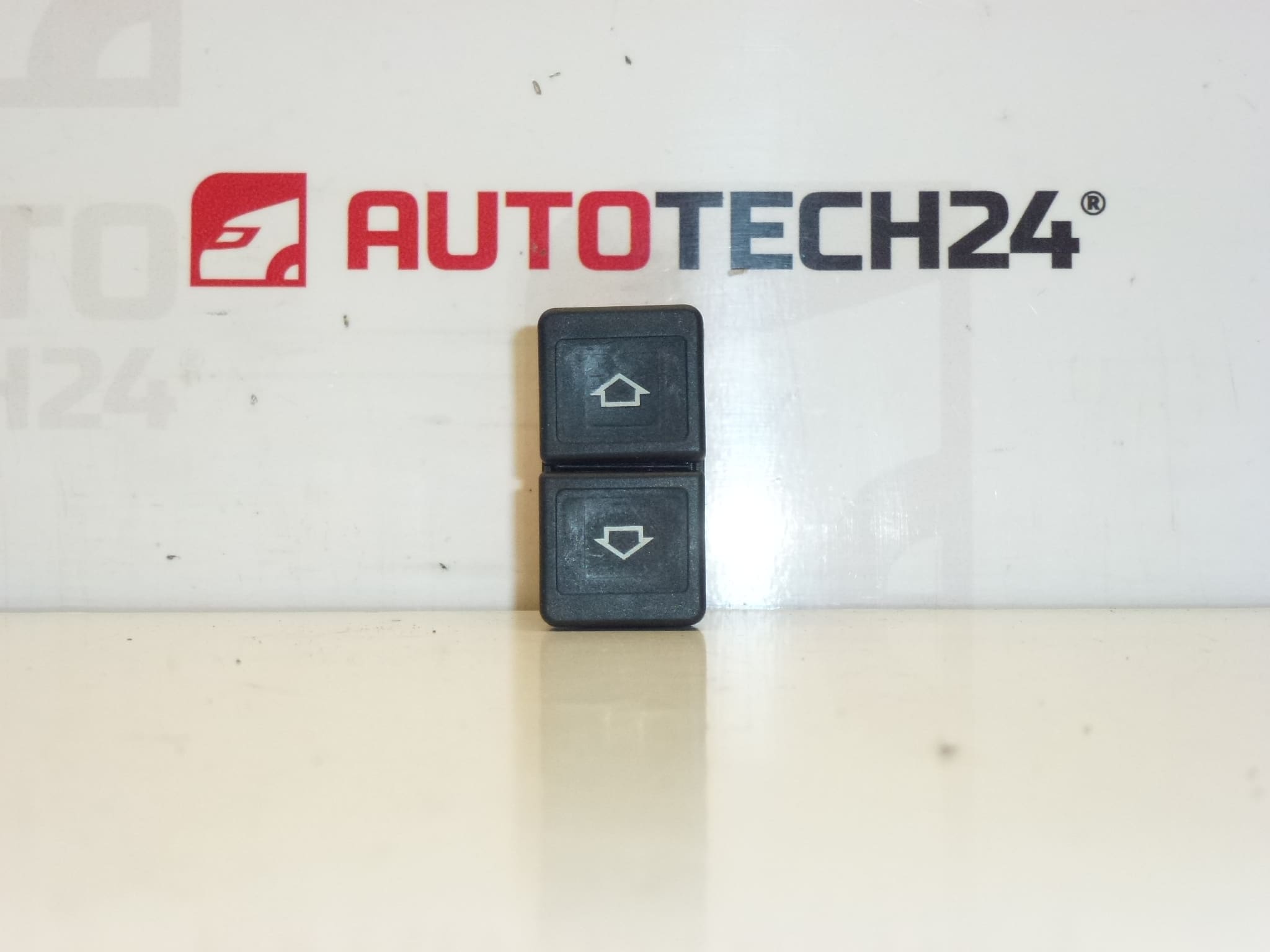 Citroën Xsara Picasso -ikkunanohjain 6554E1