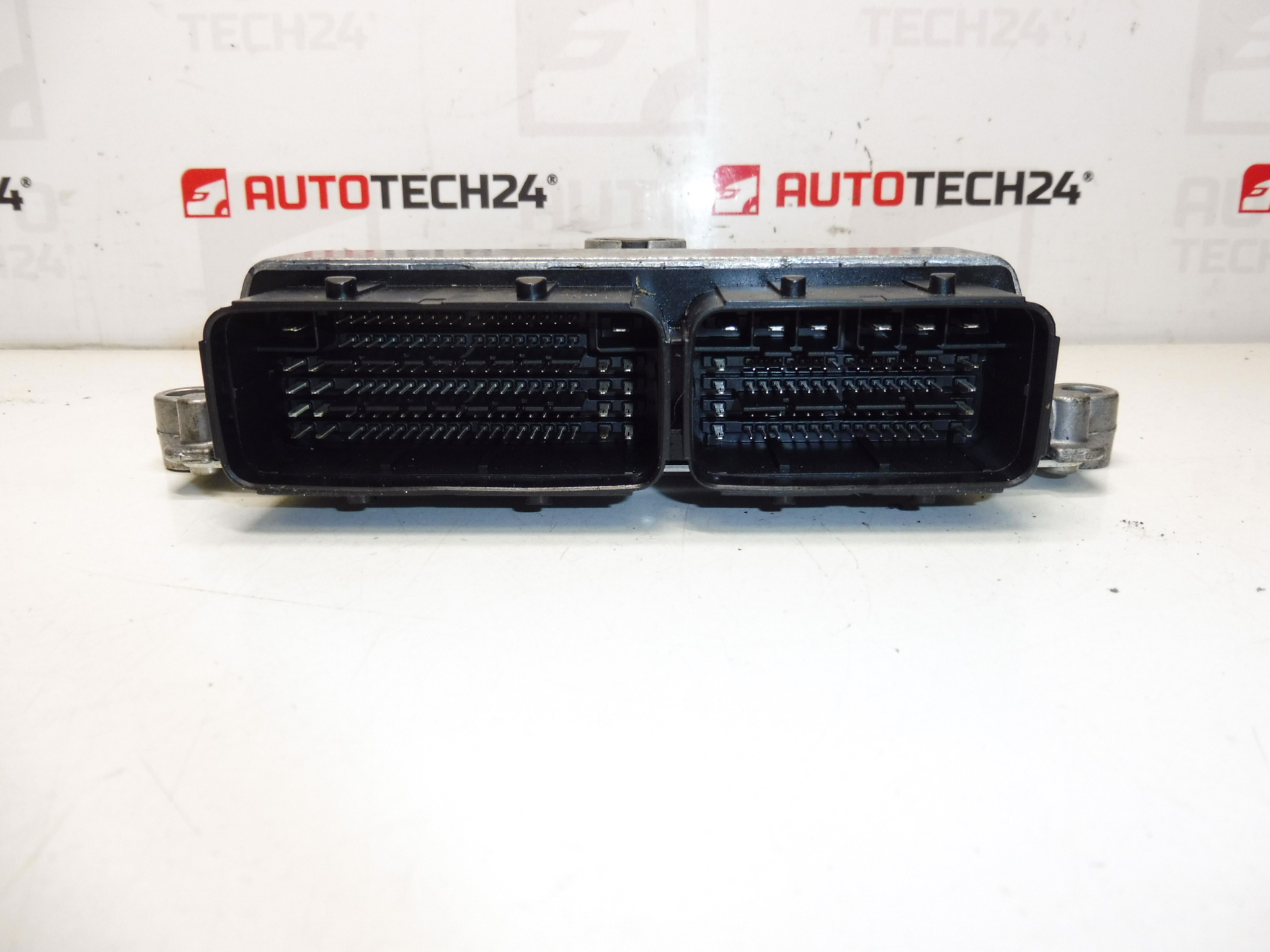 ECU Valeo VD46.1 Citroën Peugeot DS4 9812338980 1612886780