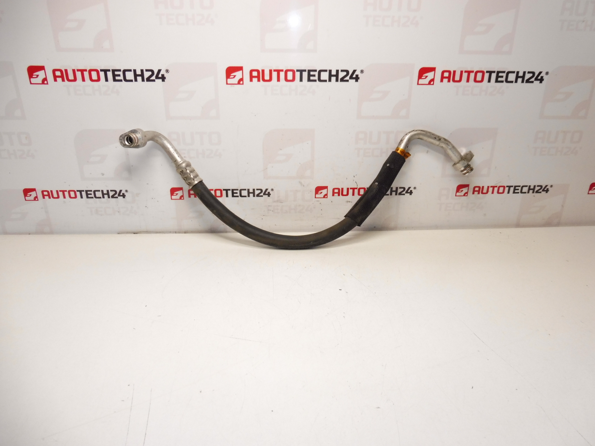 Ilmastointiputki Citroën Peugeot 9677949880