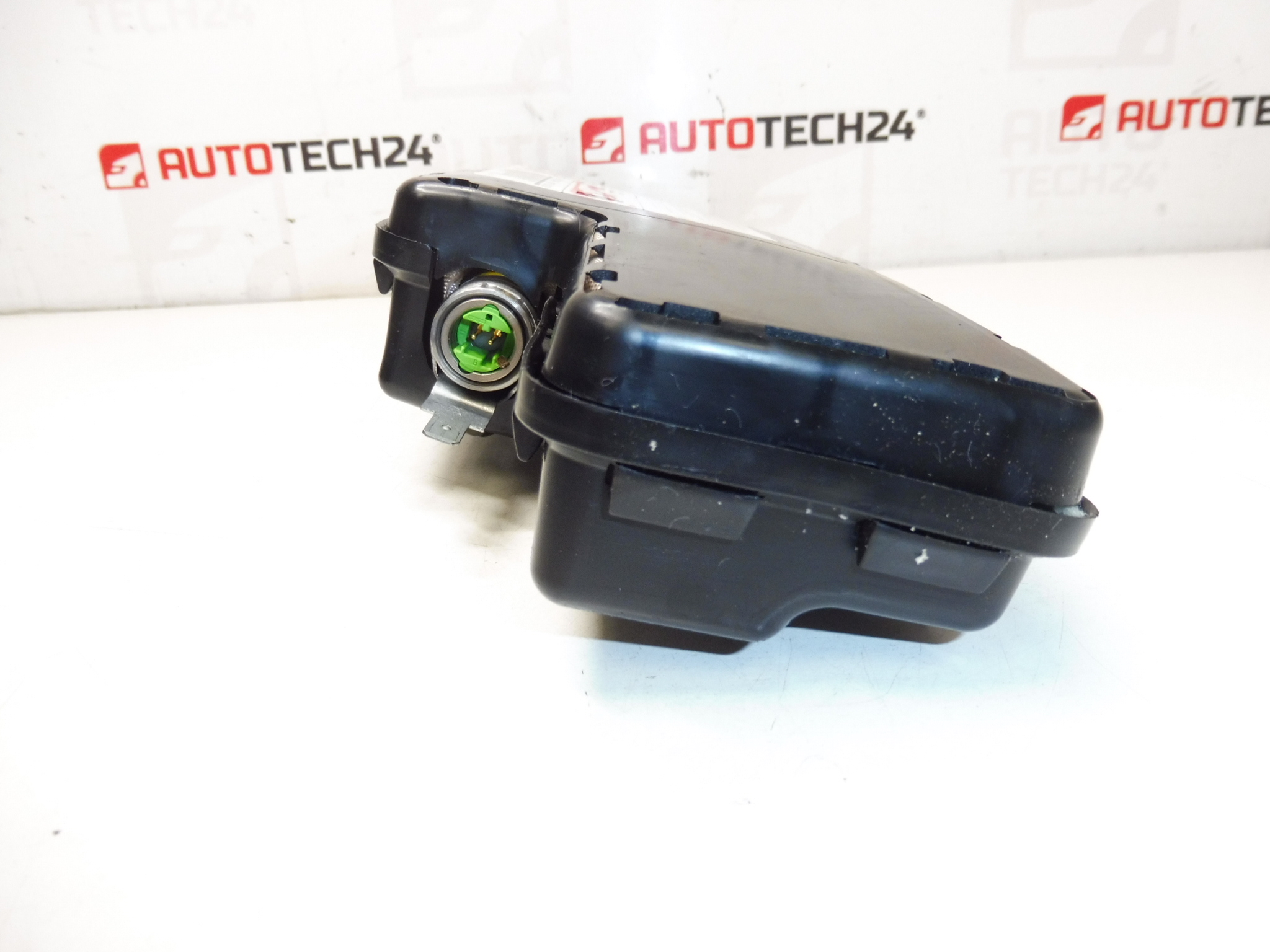 Matkustajan istuimen turvatyyny Citroen C4 II B7 ja DS4 9687158280