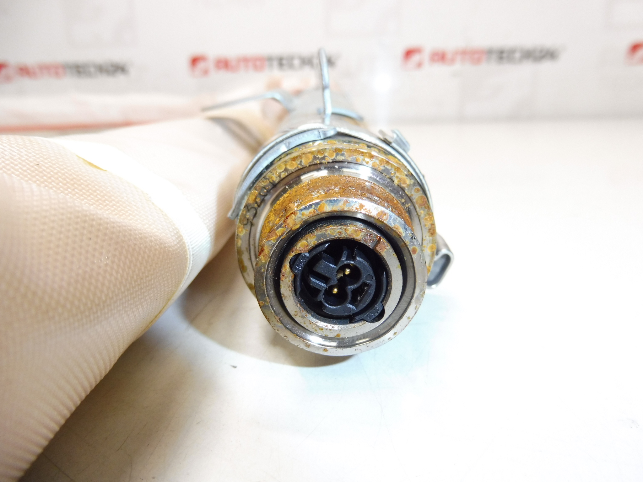 Kattoturvatyyny oikea Citroen C4 II B7 ja DS4 9801890680