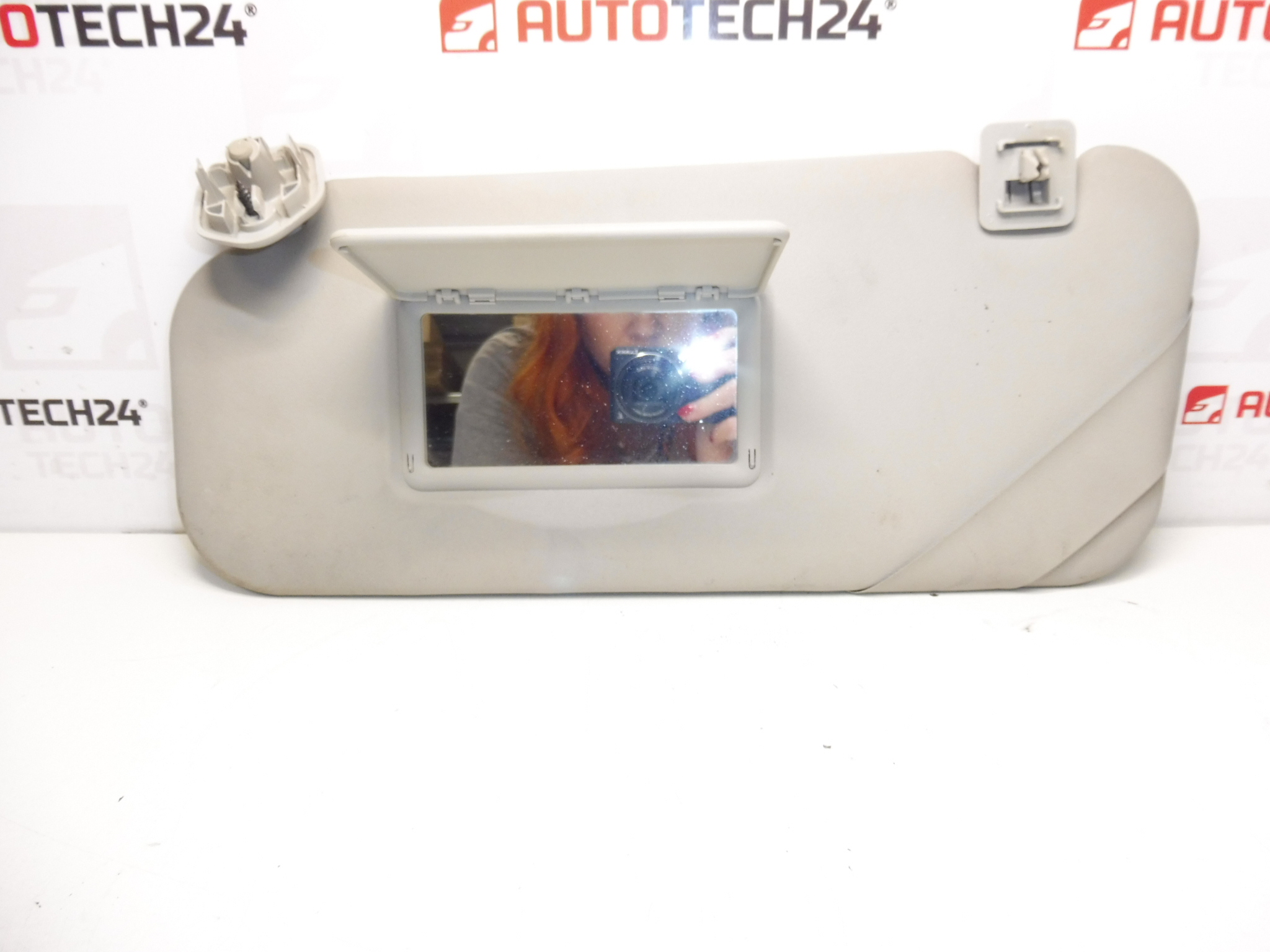 Citroën Peugeot -kuljettaja 8143LZ