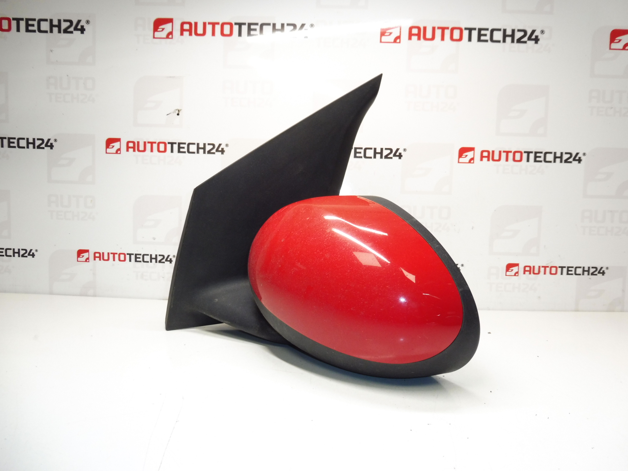 Peili vasen punainen Citroën C1 Peugeot 107 87940-0H010 87940-0H011