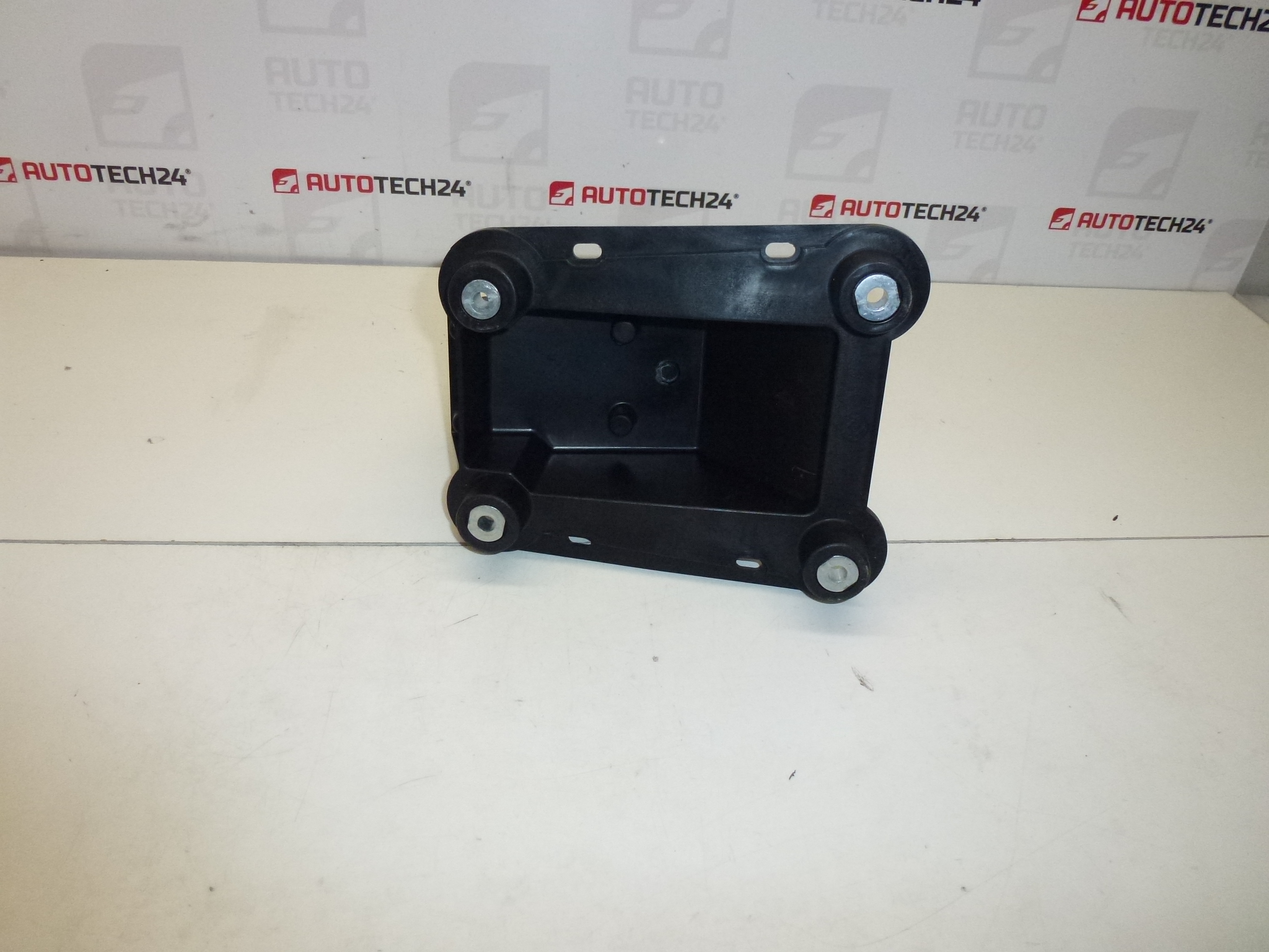 Vaihde SENSODRIVE Citroën C2 C3 9680243080 9648663180 2400S8