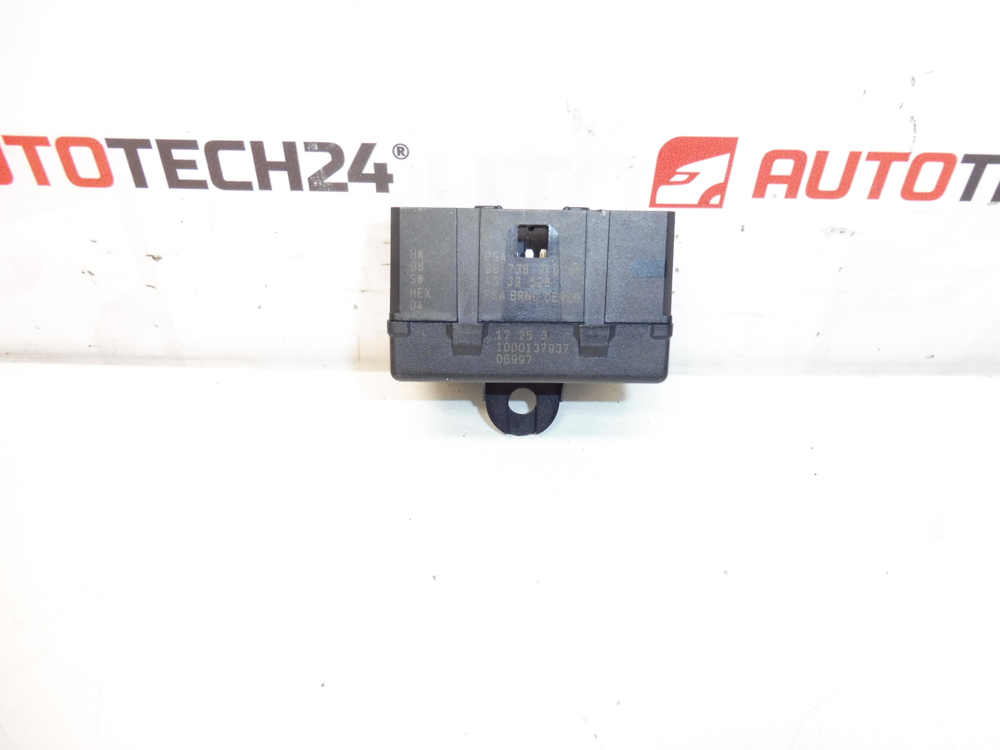 Citroën Peugeot DS 9673891680 6509er Seat Reley