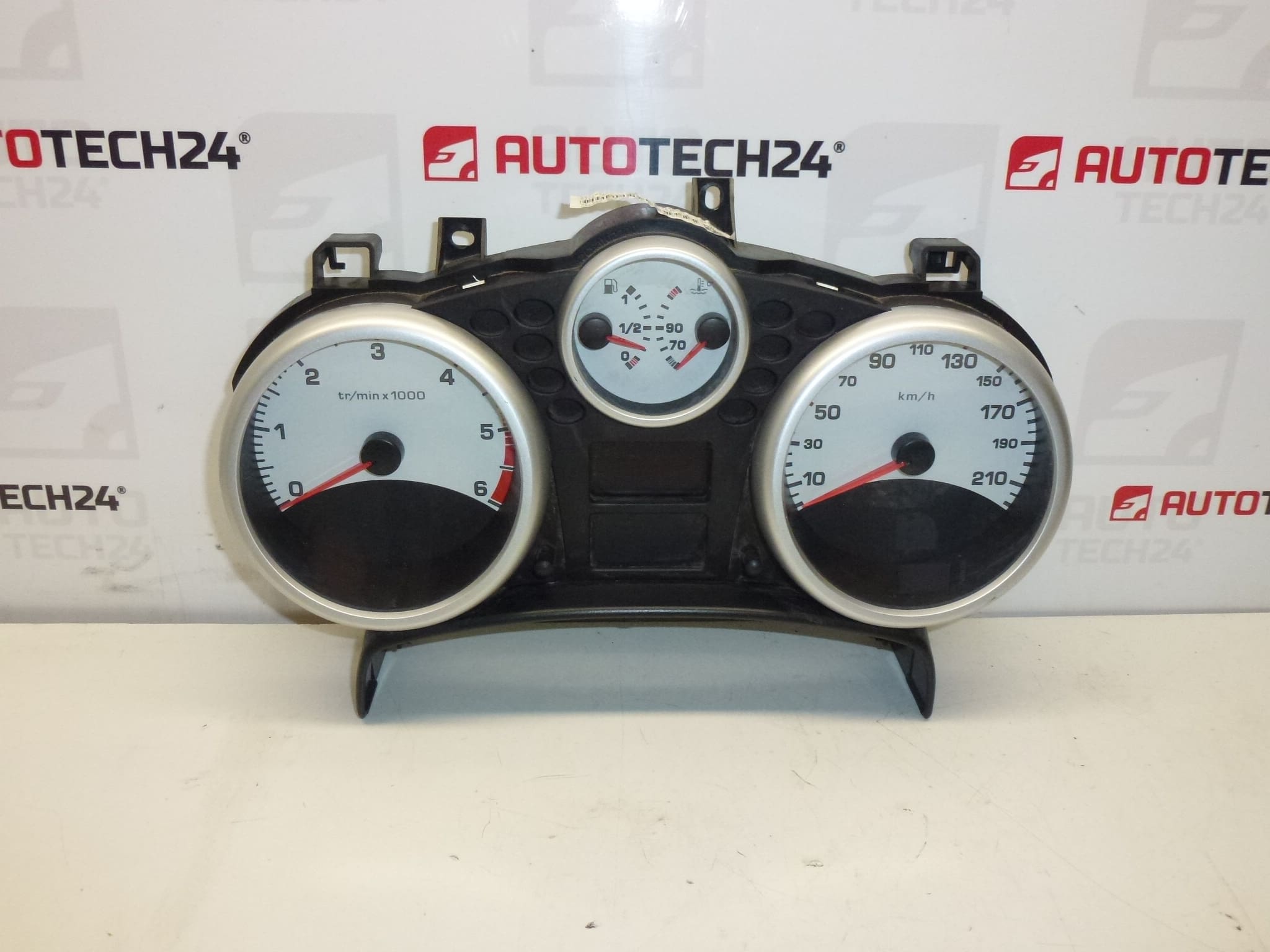 Nopeusmittari Peugeot 207 9662904780 610640 6103EC
