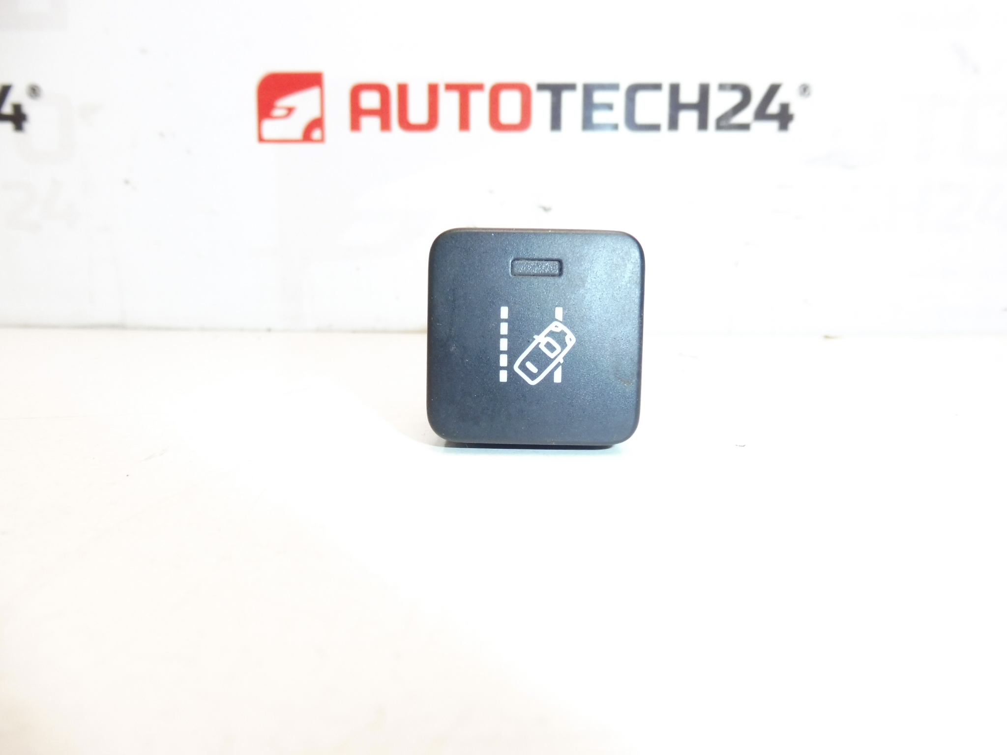 Kuljettaja Afil Citroën C3 III 98127544D 9812754477