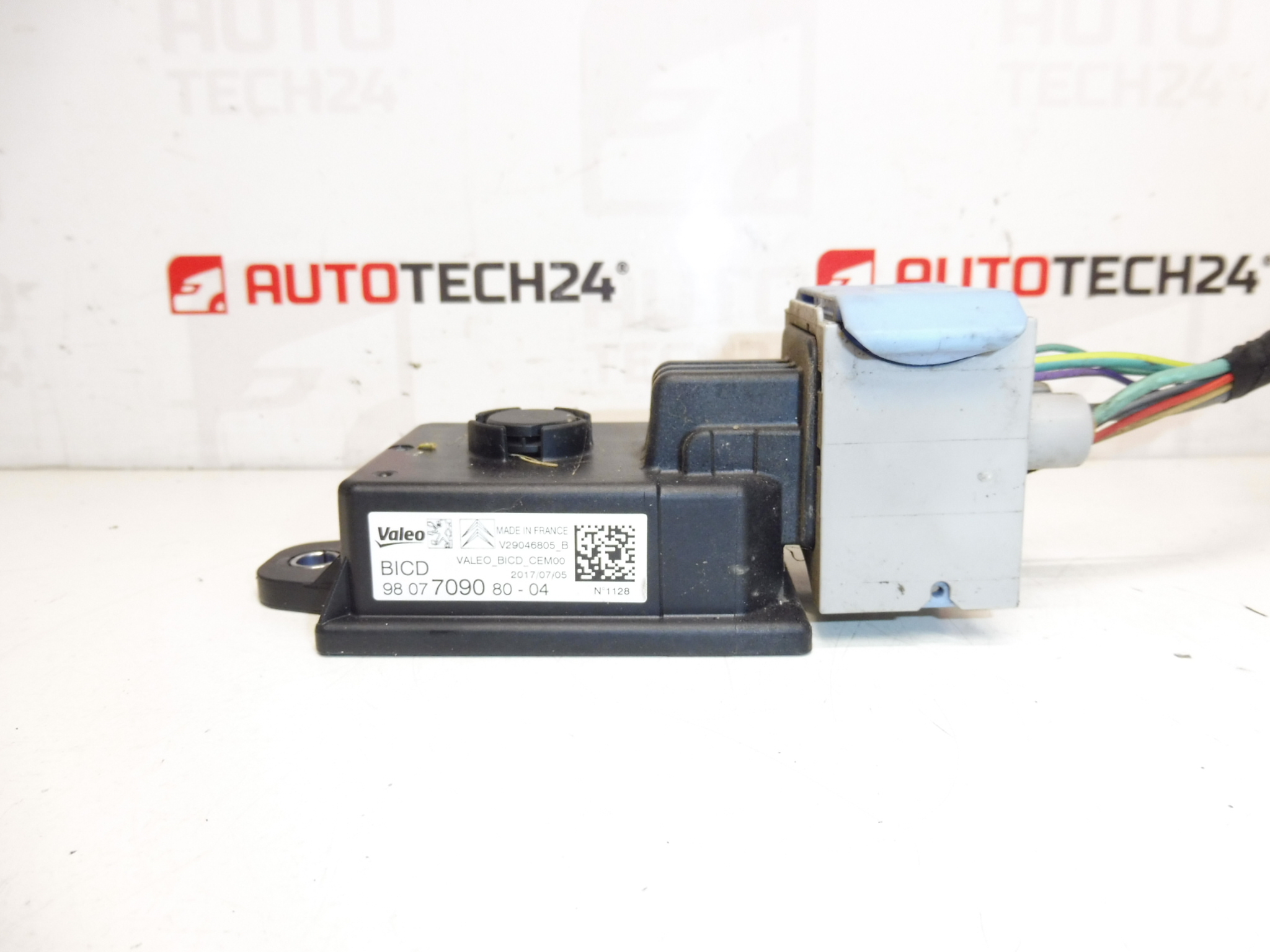 Käynnistys/stop Citroen Peugeot C3 C4 208 308 508 980709080