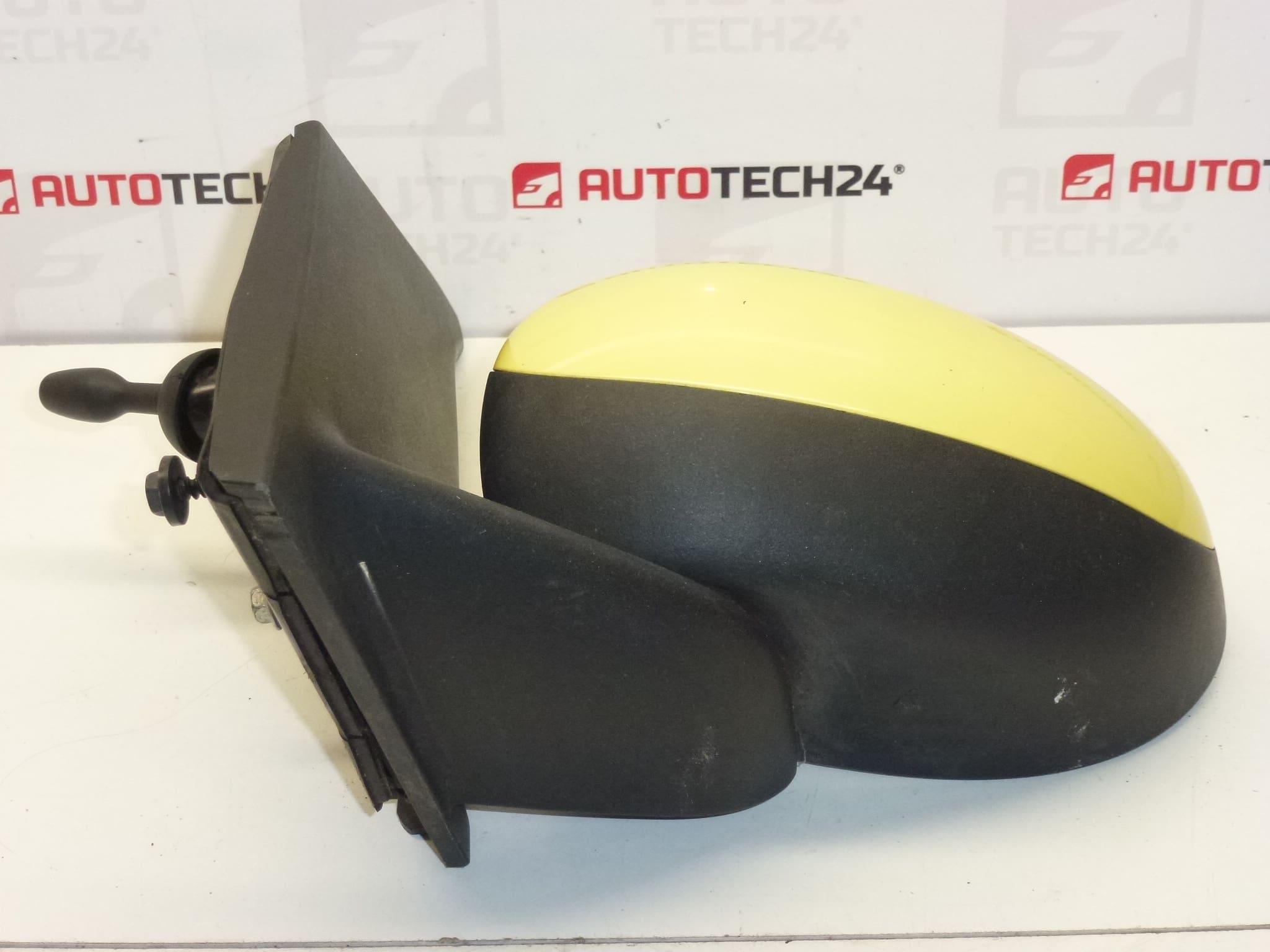 Peili vasen keltainen Citroën C1 Peugeot 107 87940-0H010 87940-0H011
