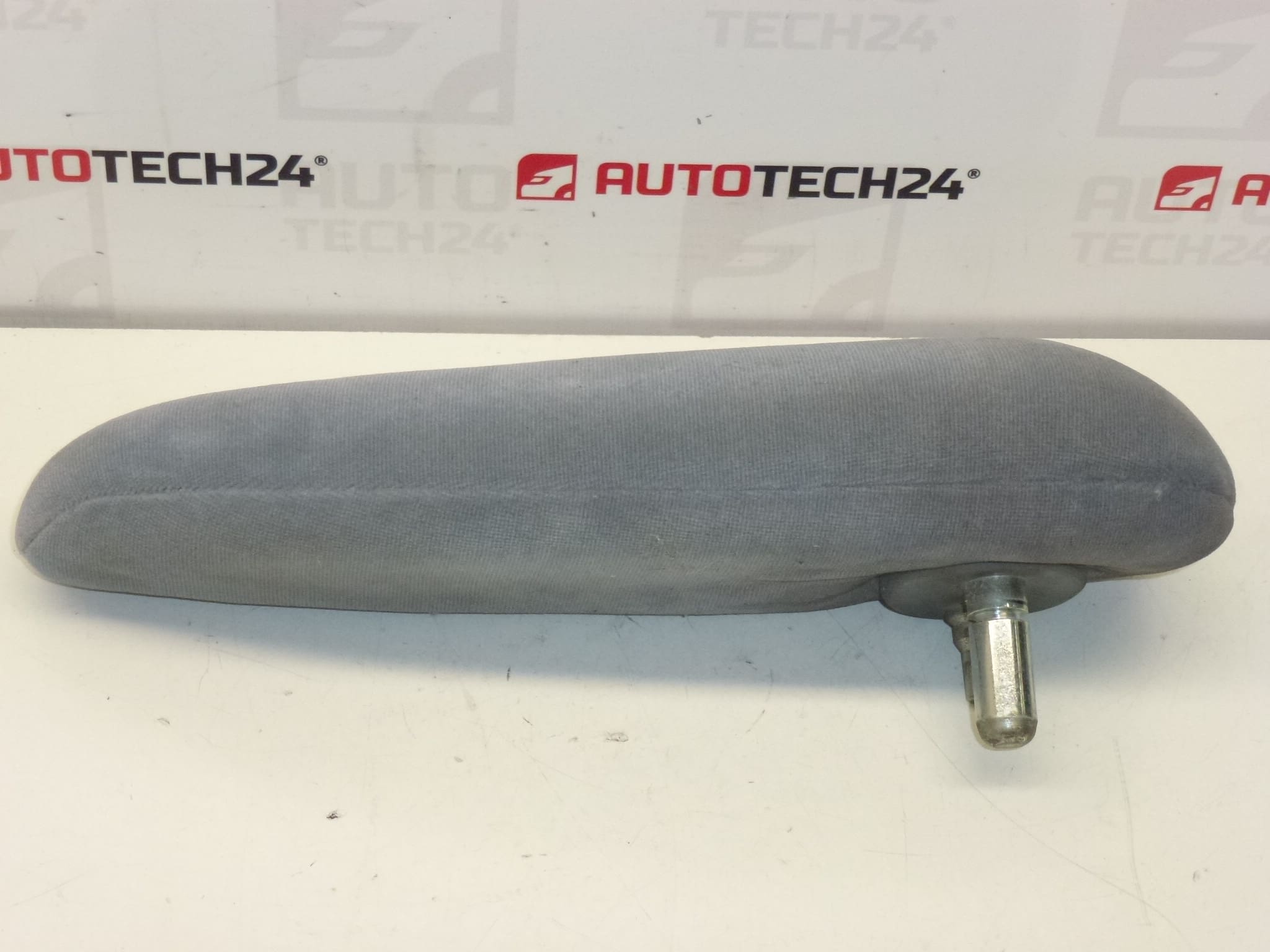 Oikea käsinoja Citroën Peugeot 896982