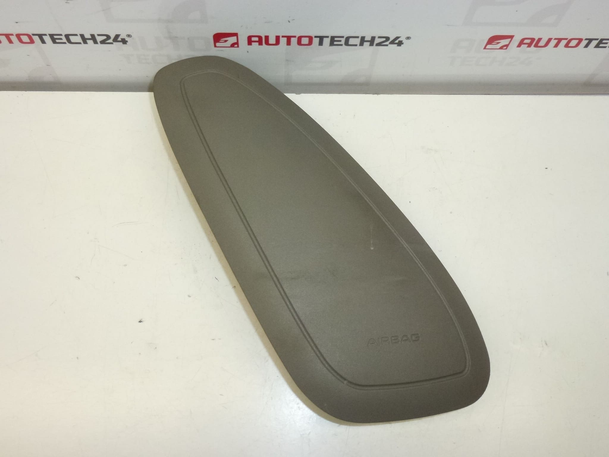 Turvatyyny oikea Citroën Xsara Picasso 96472198GW 8216S5