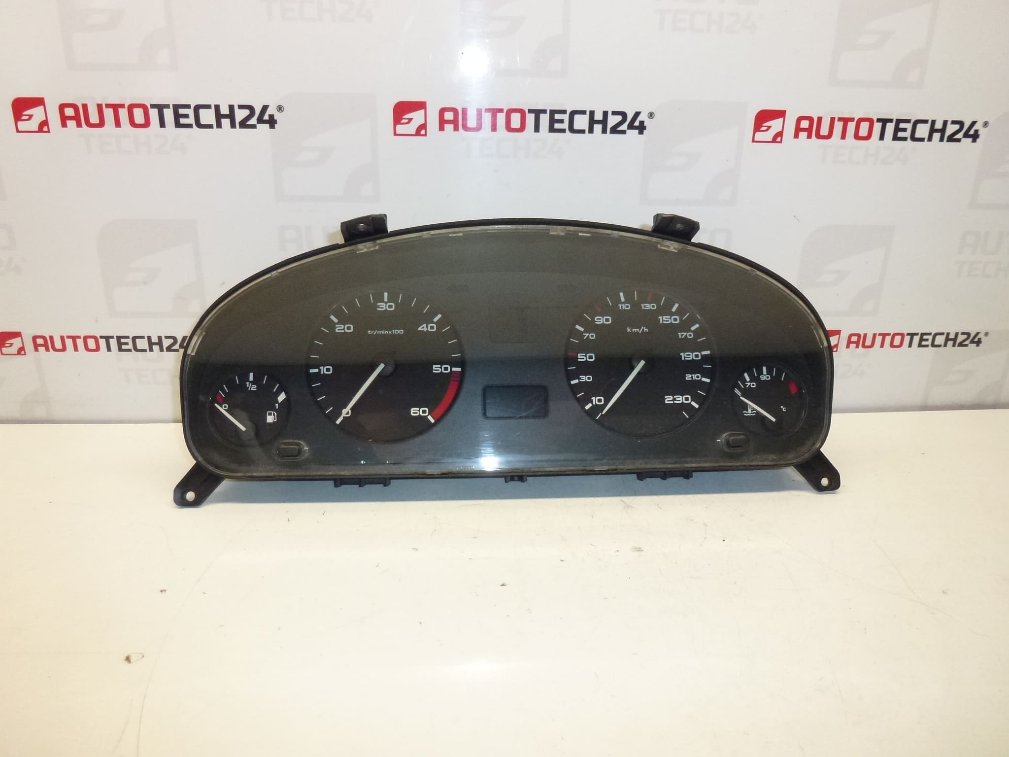 Nopeusmittari Peugeot 406 2.0 HDI 9630372780 6101PG
