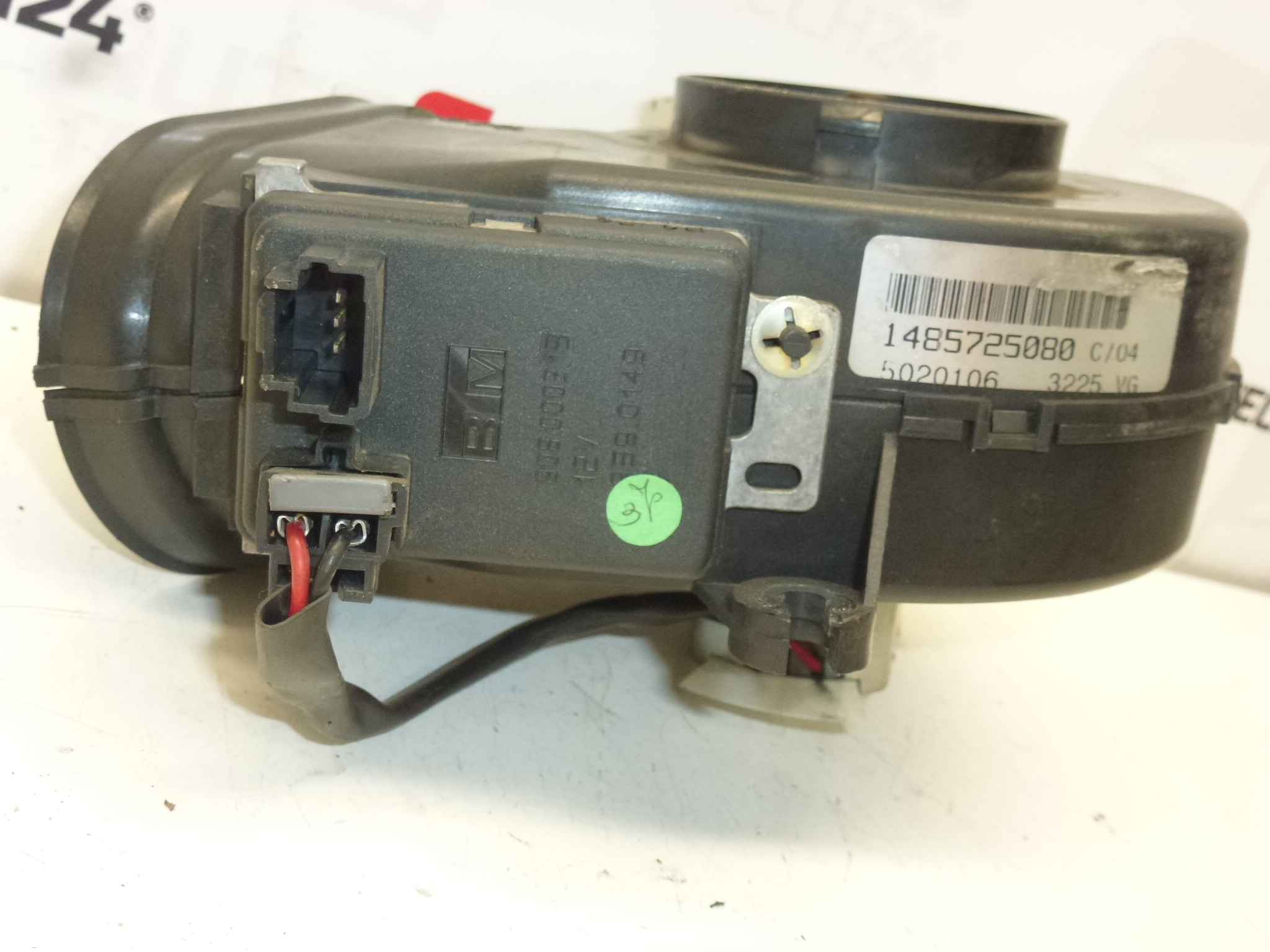 Lisätuuletin vasen Citroën C8 Peugeot 807 1485725080 6441AW