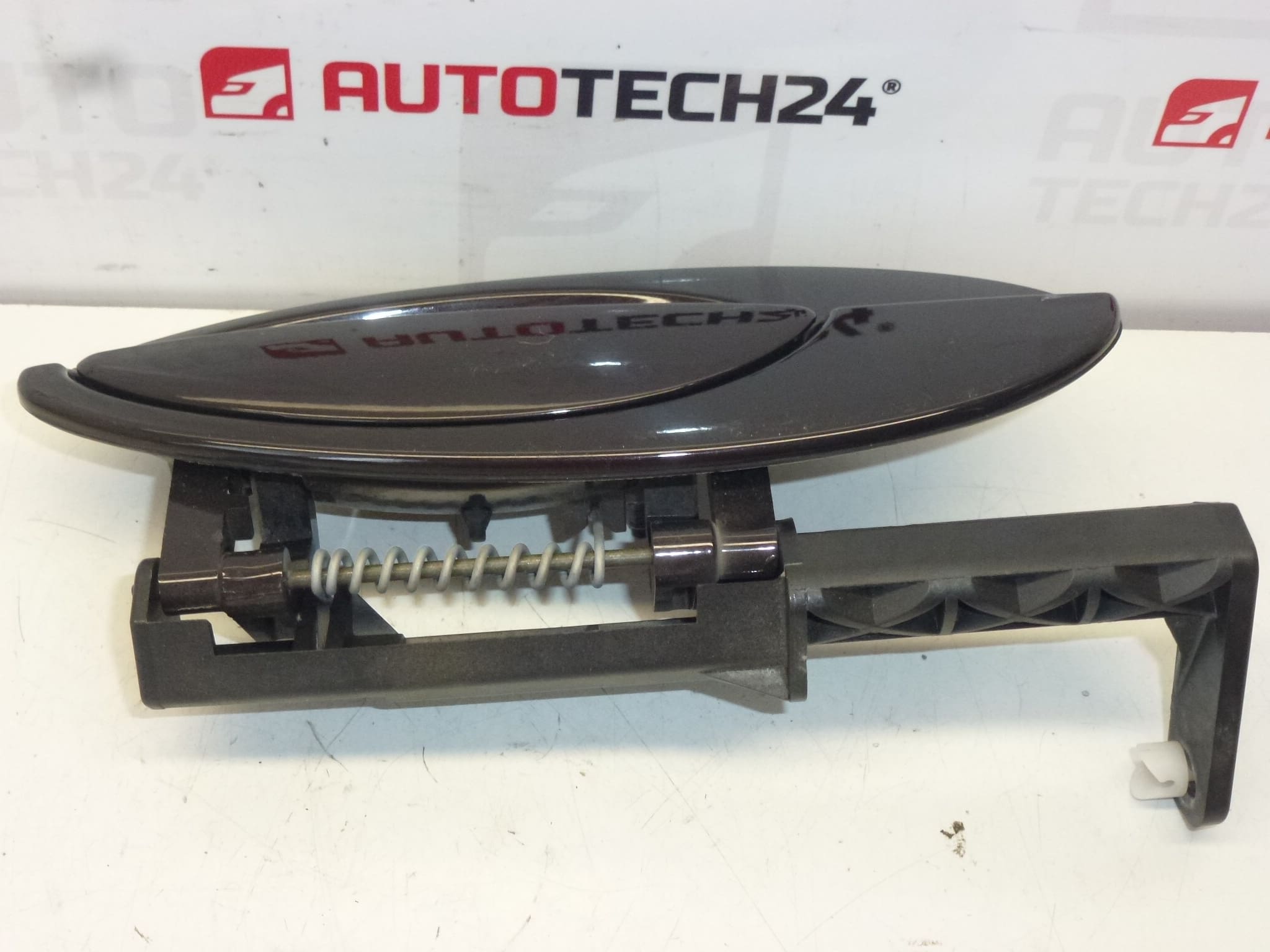 Oikea etuoven kahva Citroën C5 I ja II 9634765977 9634765777 EFBD