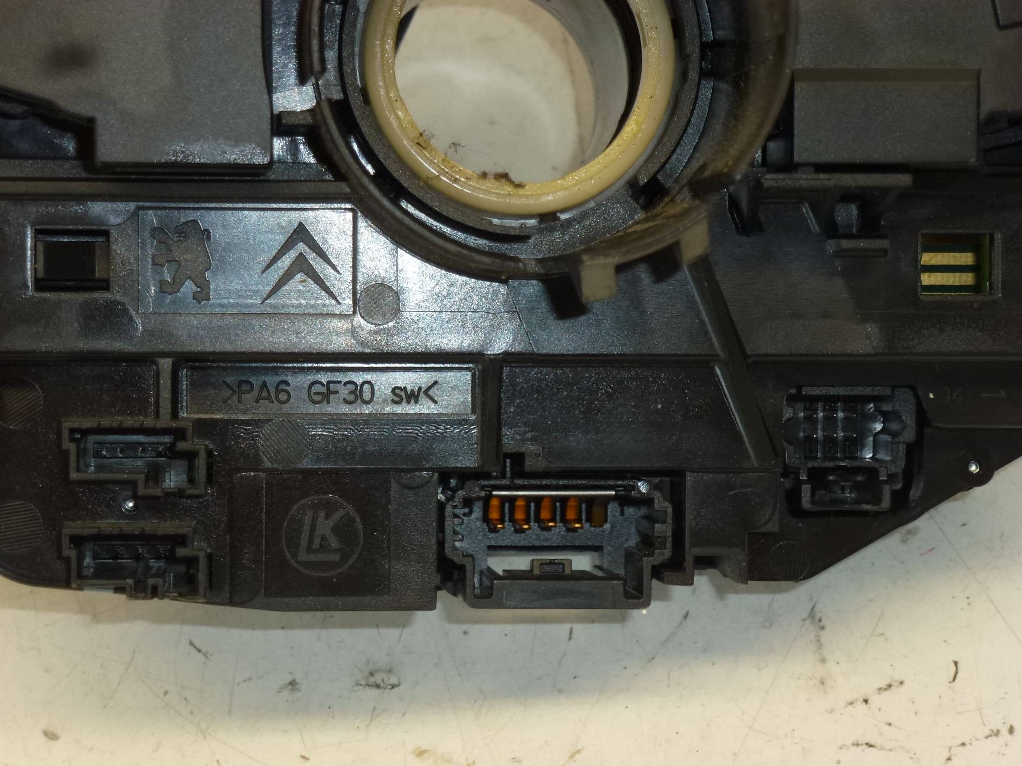 Citroën Peugeot 96667322XT 6243A2 vipuvivut