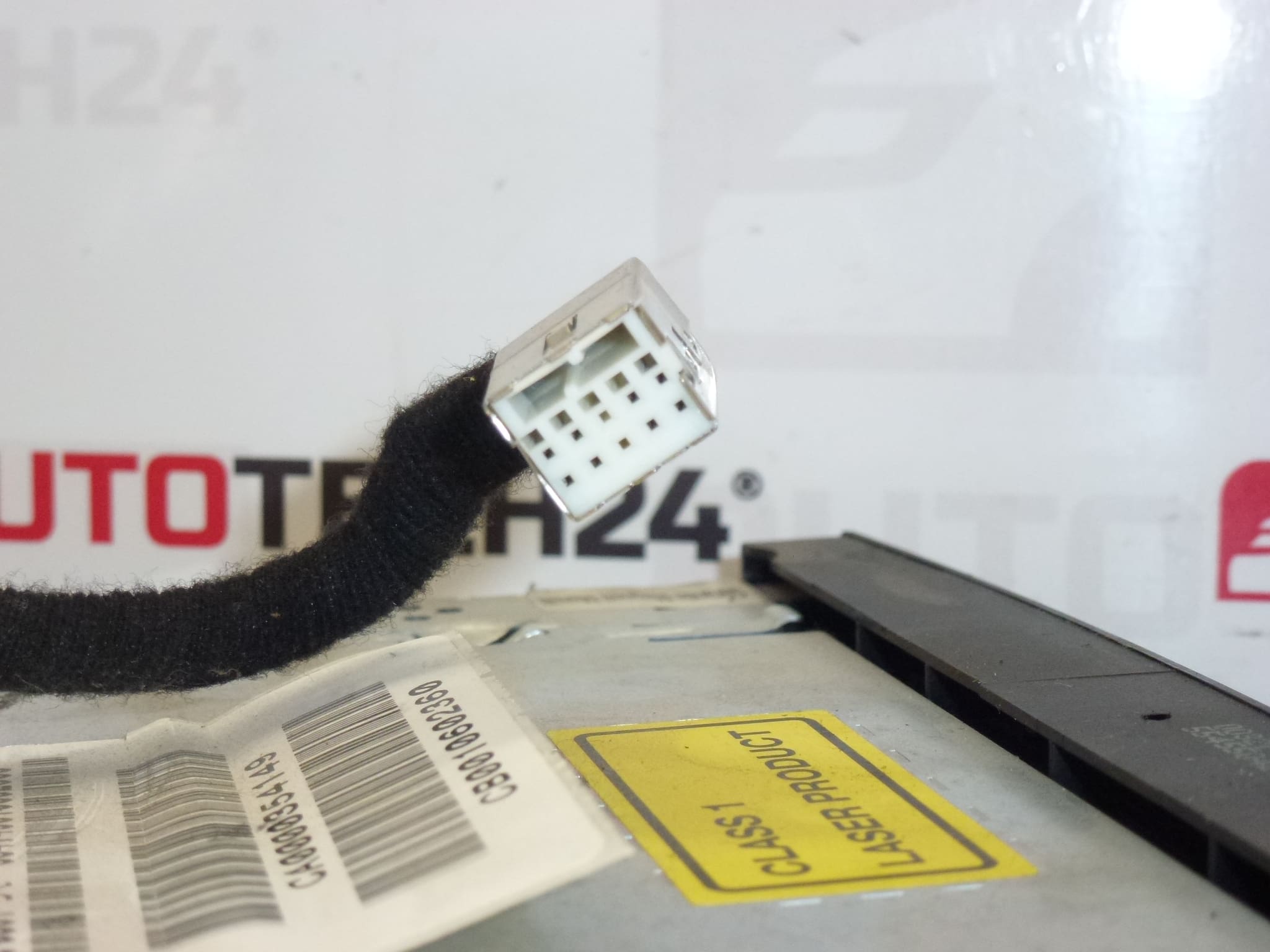 Autoradio Citroën Peugeot RT3-B5-N3 96640239XT 6574T8