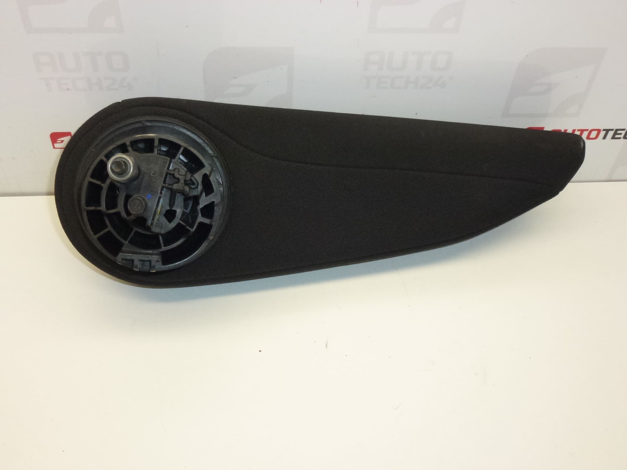 Oikea käsinoja Citroën Peugeot 8831C7