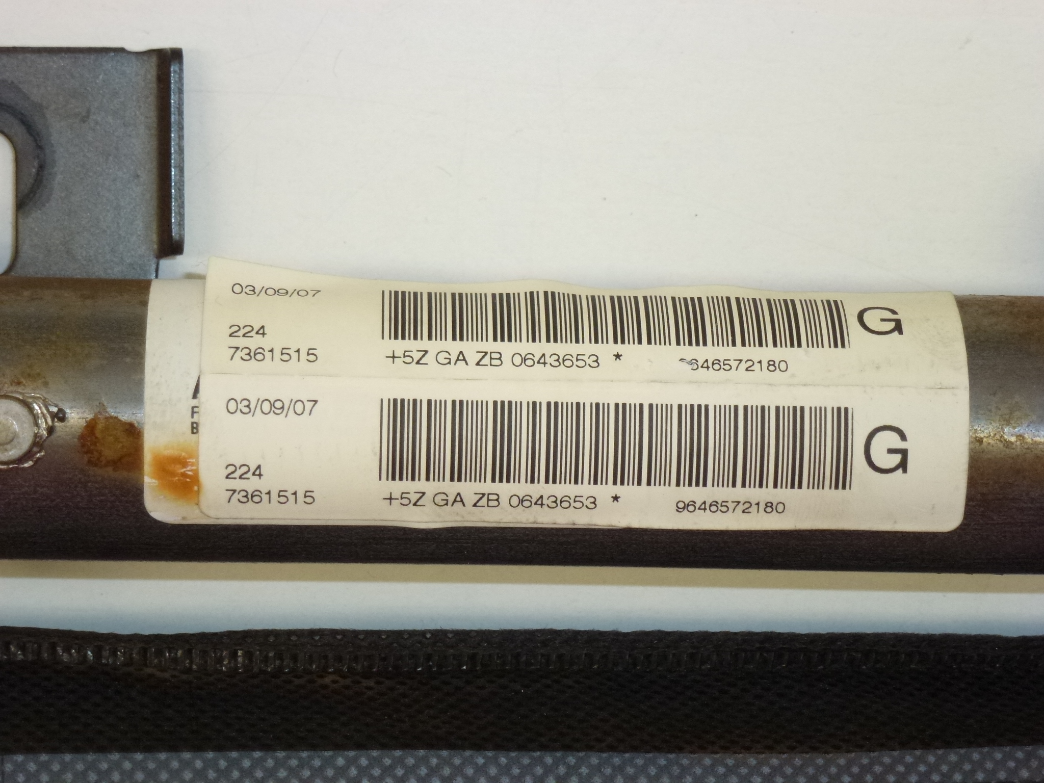 Turvatyynyn katto vasen Citroën C4 I 9646572180 833133