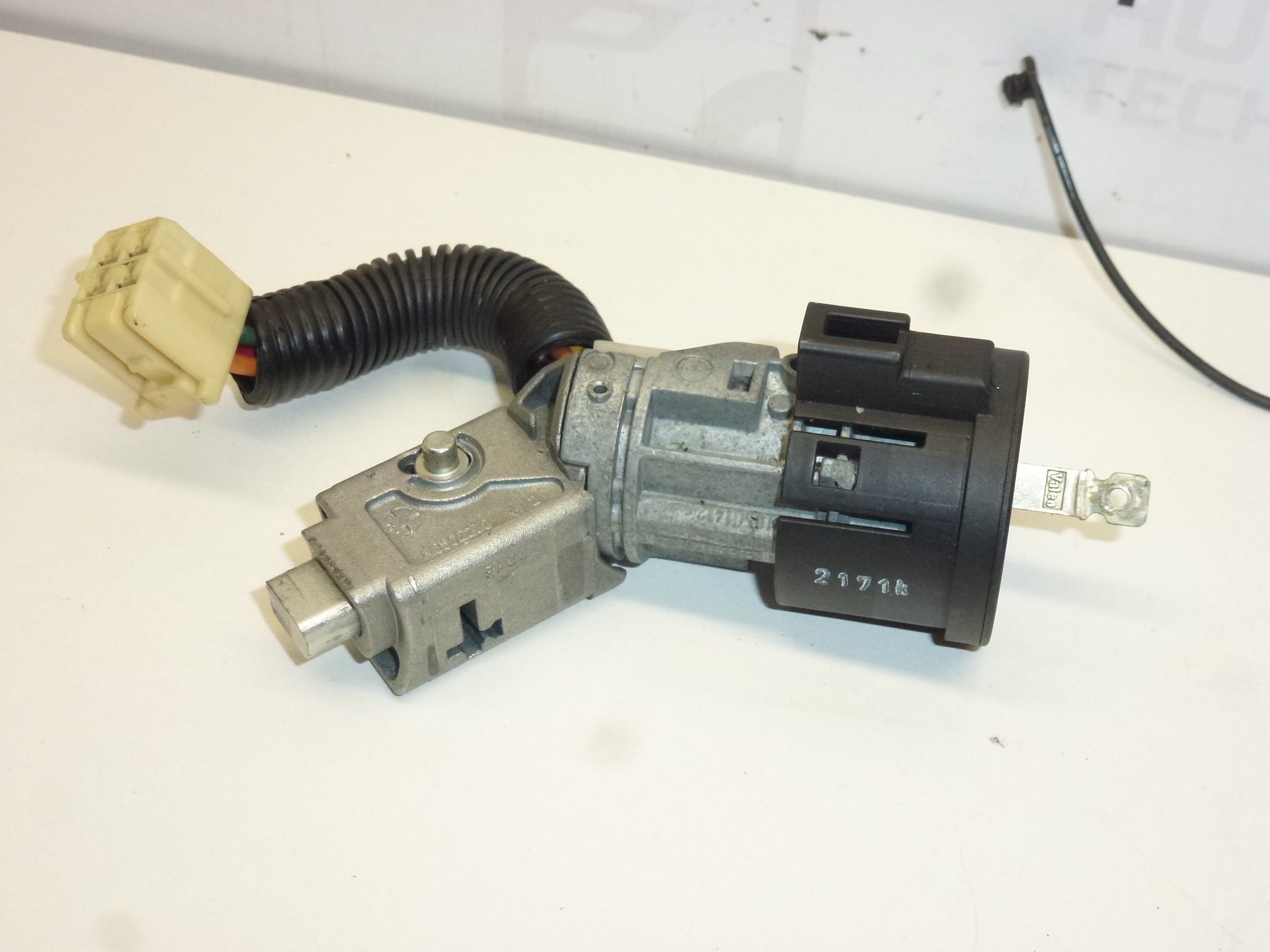 Lukkosarja ja yksi levy Citroën C1 Peugeot 107 4162FH 1608745780