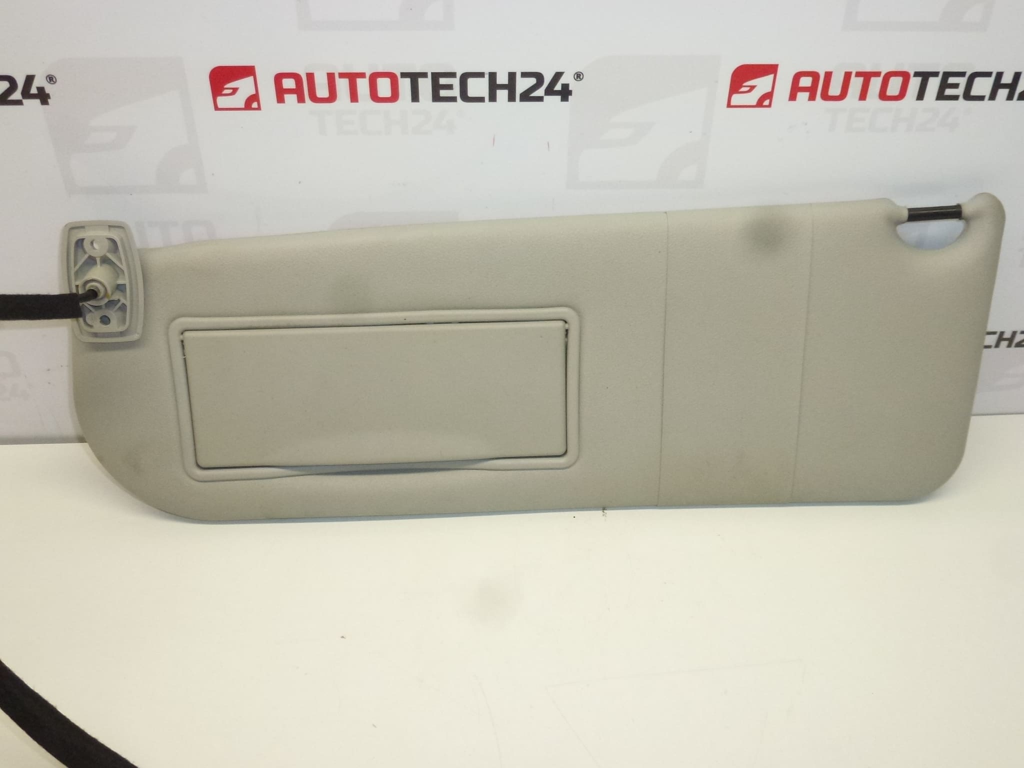 valaistus - vasen 8143GN