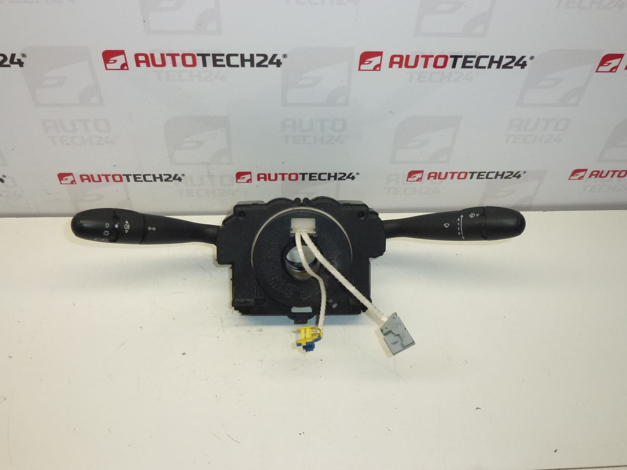 Citroën Peugeot 96663031XT 624232 Vipuvivut