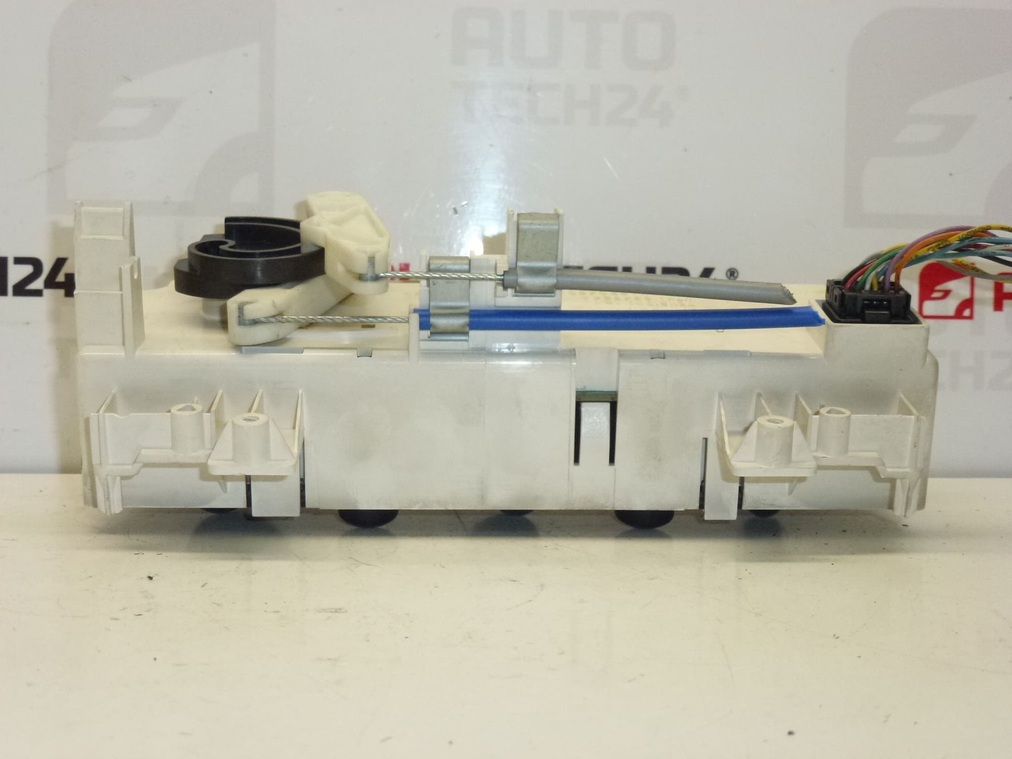 Ilmanvaihtojärjestelmän ohjausyksikkö Citroën Xsara 920460 6451CN - Image 2