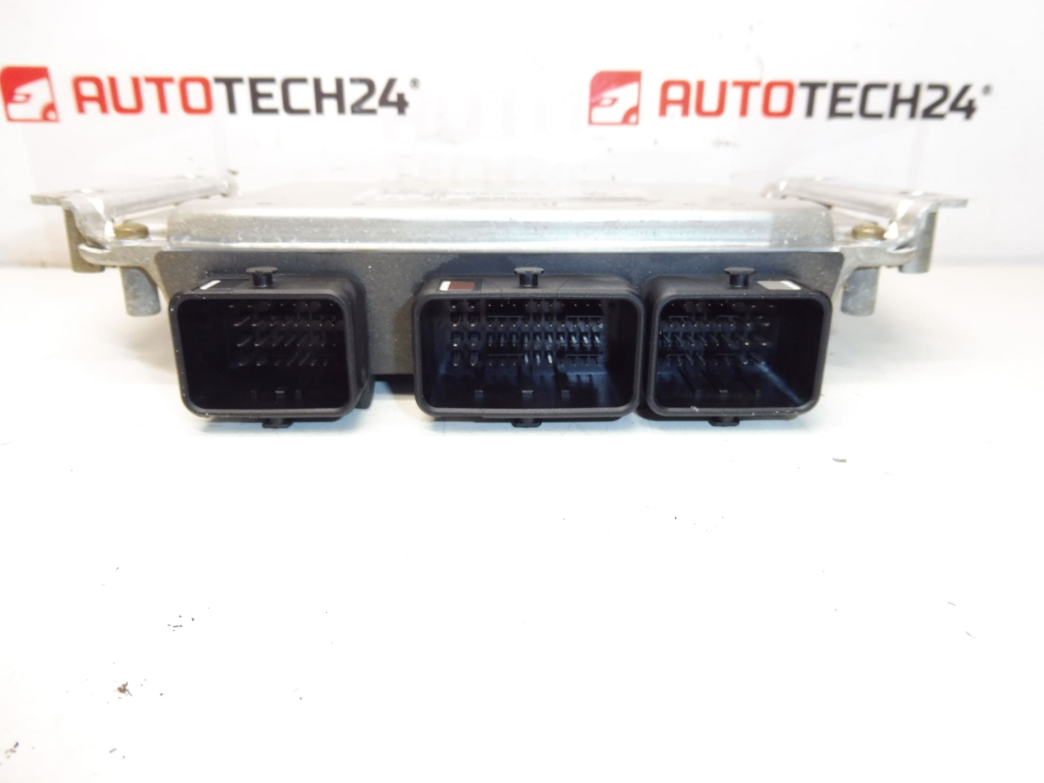 ECU Bosch ME7.4.4 0261207474 9643840680 - Image 2