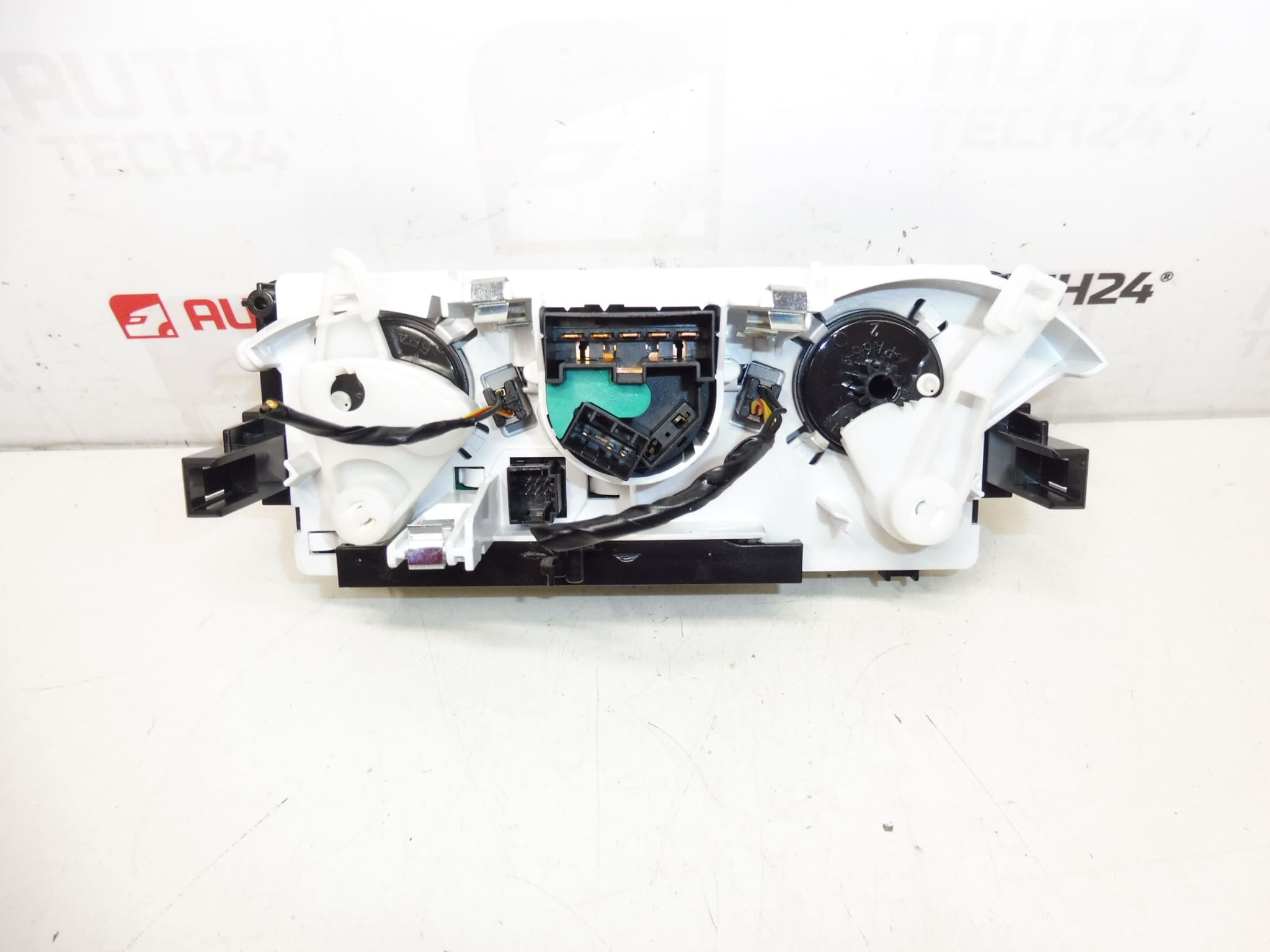 Ilmastoinnin ohjain Citroën Peugeot 9807081177 1609170580 - Image 2