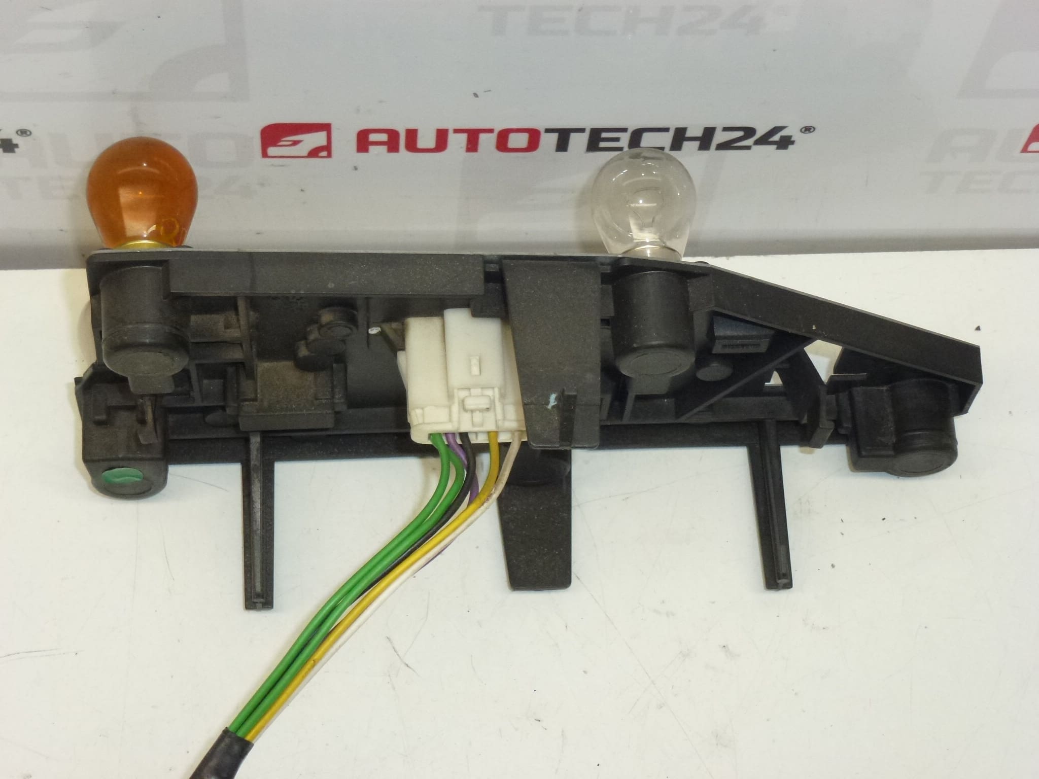 Peugeot 406 Takao oikea takavalopistoke 9630364777 6351L5 - Image 2