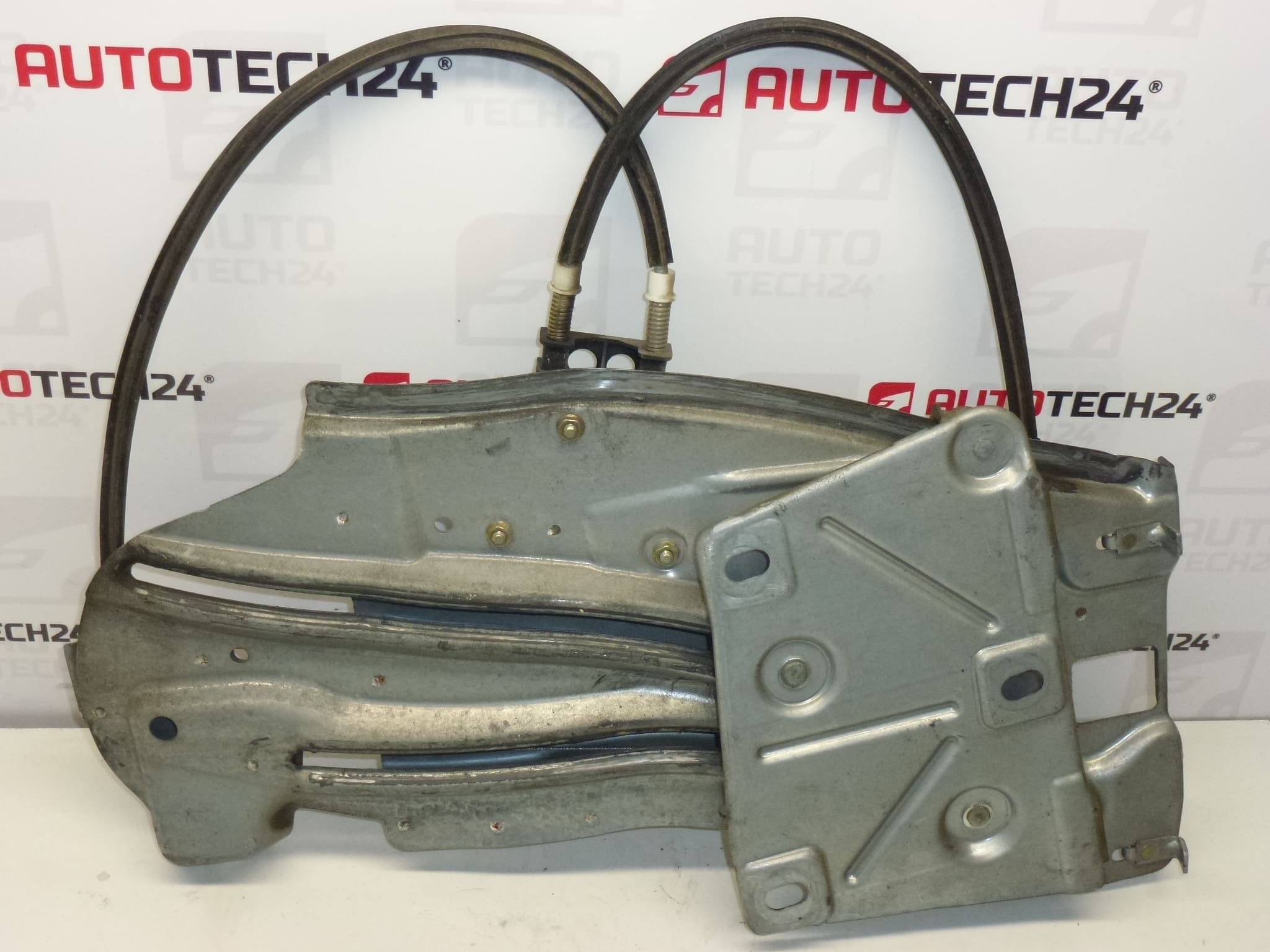 Oikea Takalasin Mekanismi Citroën C3 PLURIEL 963071080D 922485 - Image 2