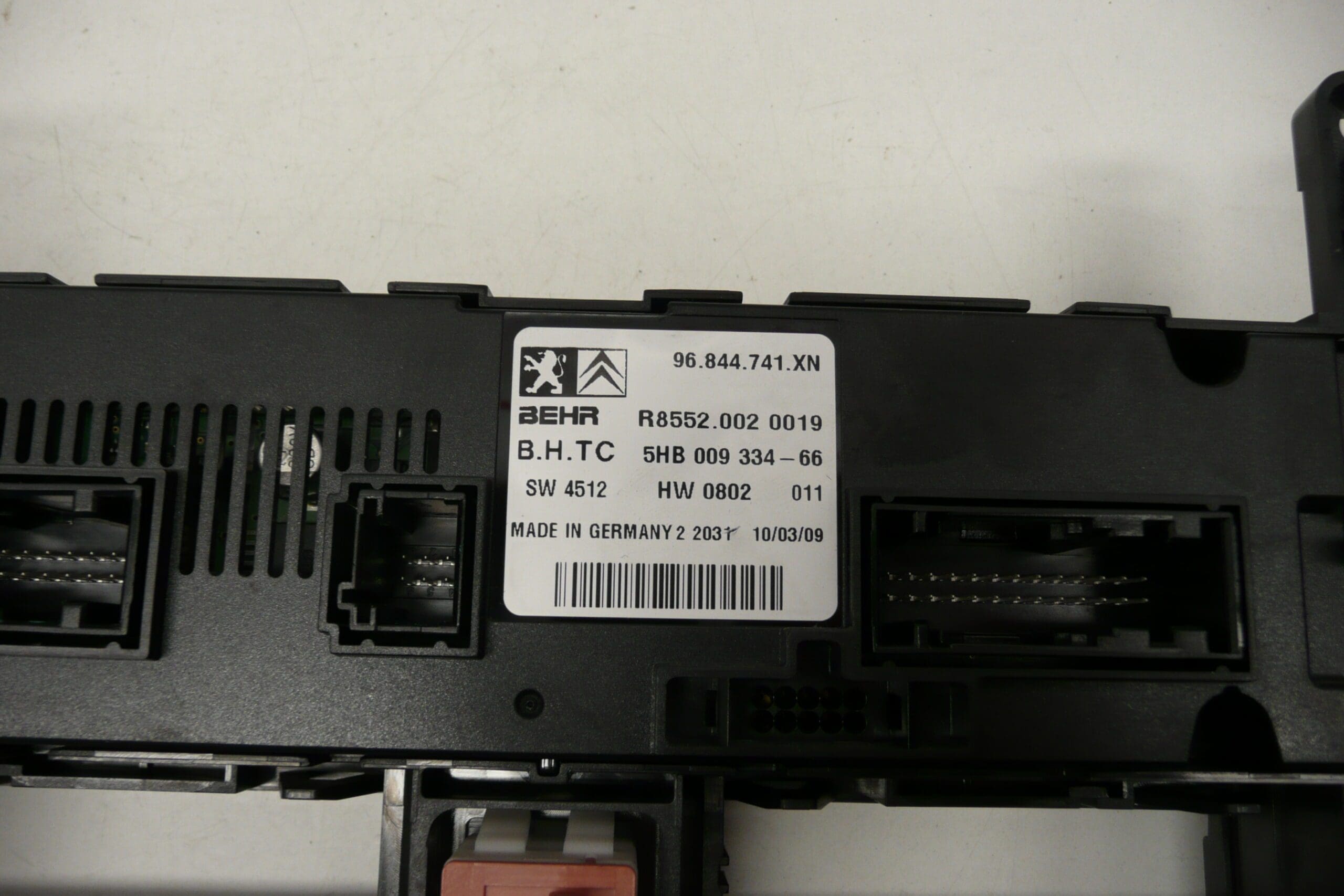 Ilmastoinnin ja lämmityksen ohjaus Peugeot 407 96844741XN 6452J8 - Image 2