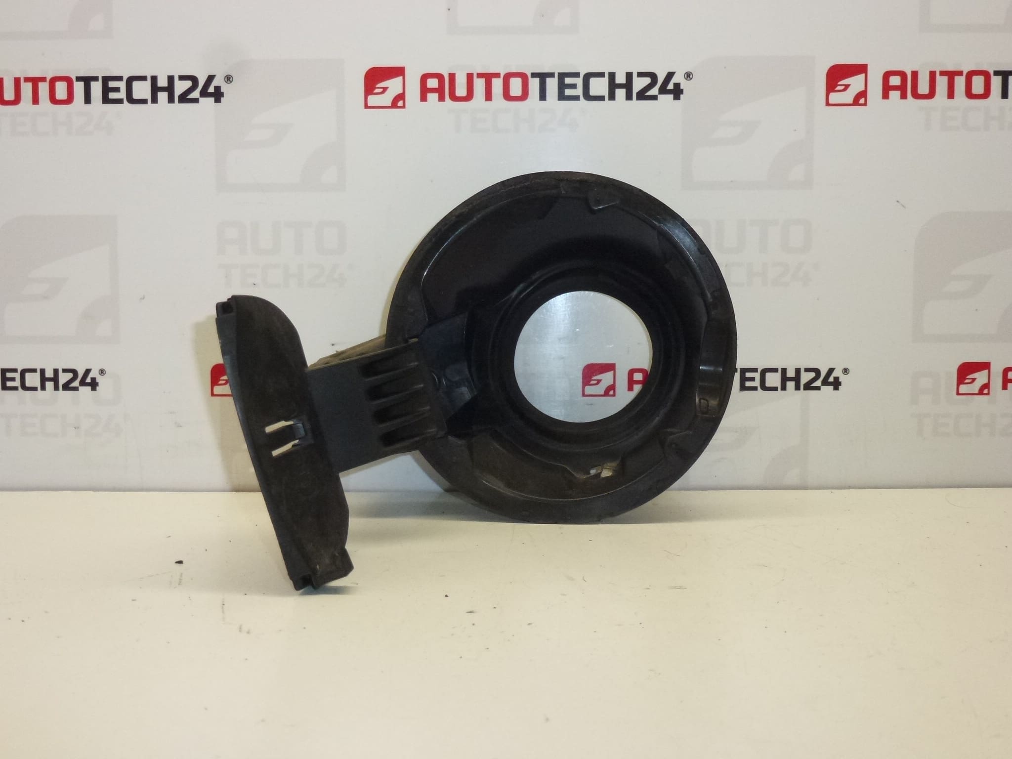 Tankin korkki Peugeot 207 151896