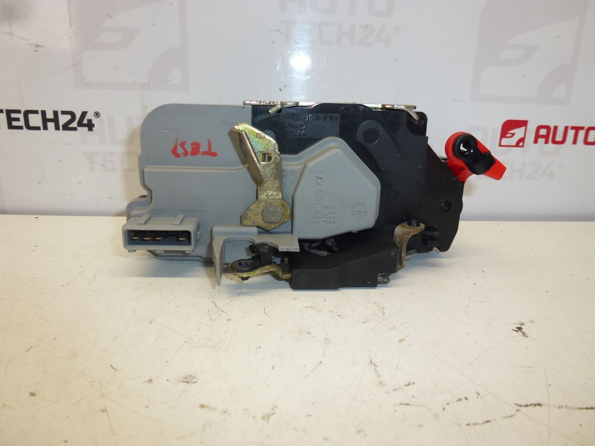 Vasen takaoven lukko Citroën Xsara 913769 II