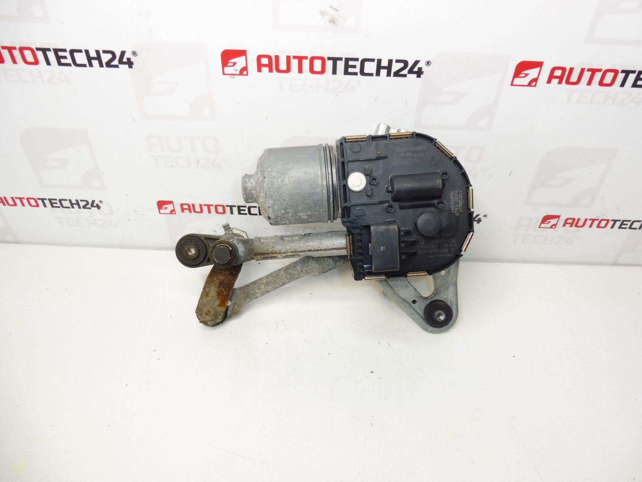 Vasen pyyhkimen moottori Peugeot 5008 9671062180 6405PZ