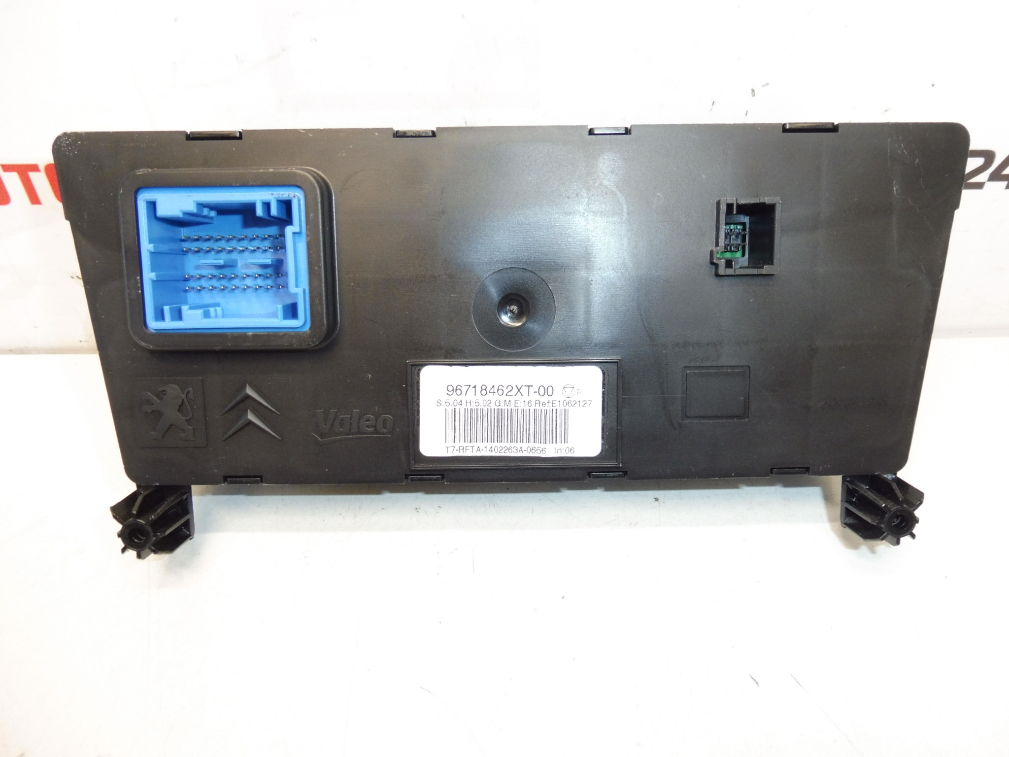 Peugeot 308 lämmityksen ja ilmastointilaitteen ohjaus 96718462XT 6452S2