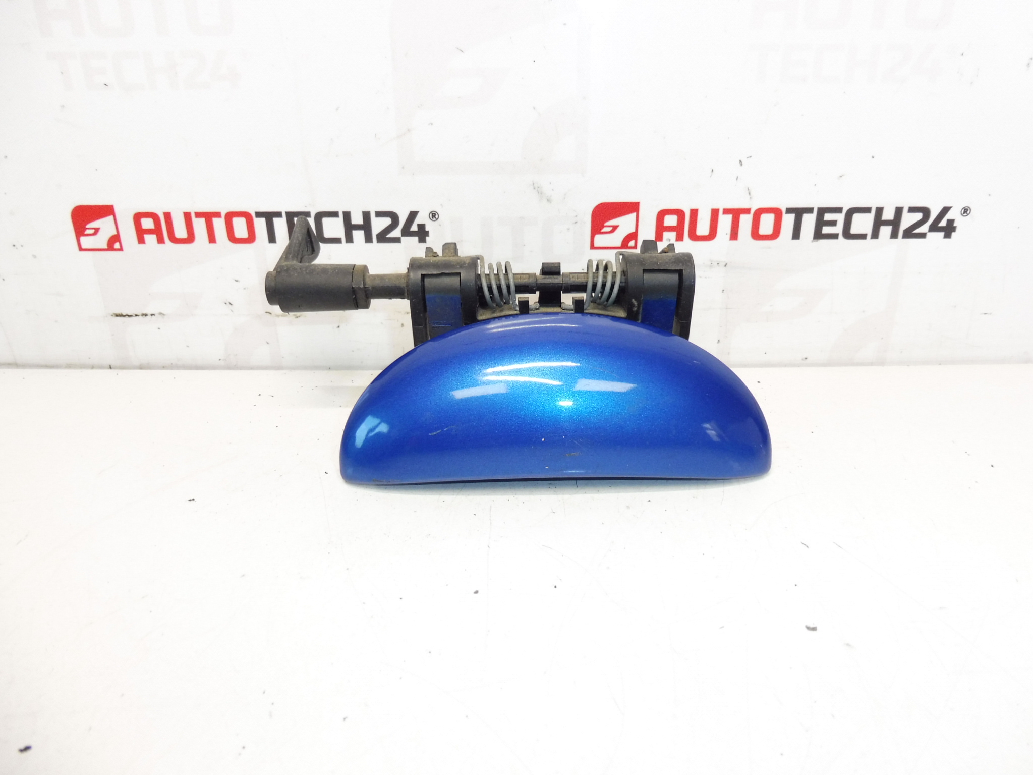 Oikea Takaluukun Kahva Peugeot 206 KMF 9101N9