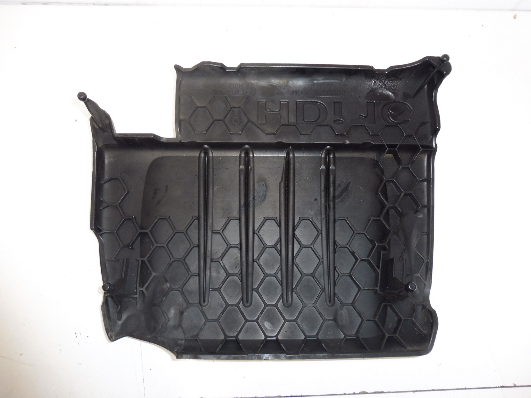 Moottorin kansi 1.6 HDI Peugeot Citroën 9684889380 9684889480