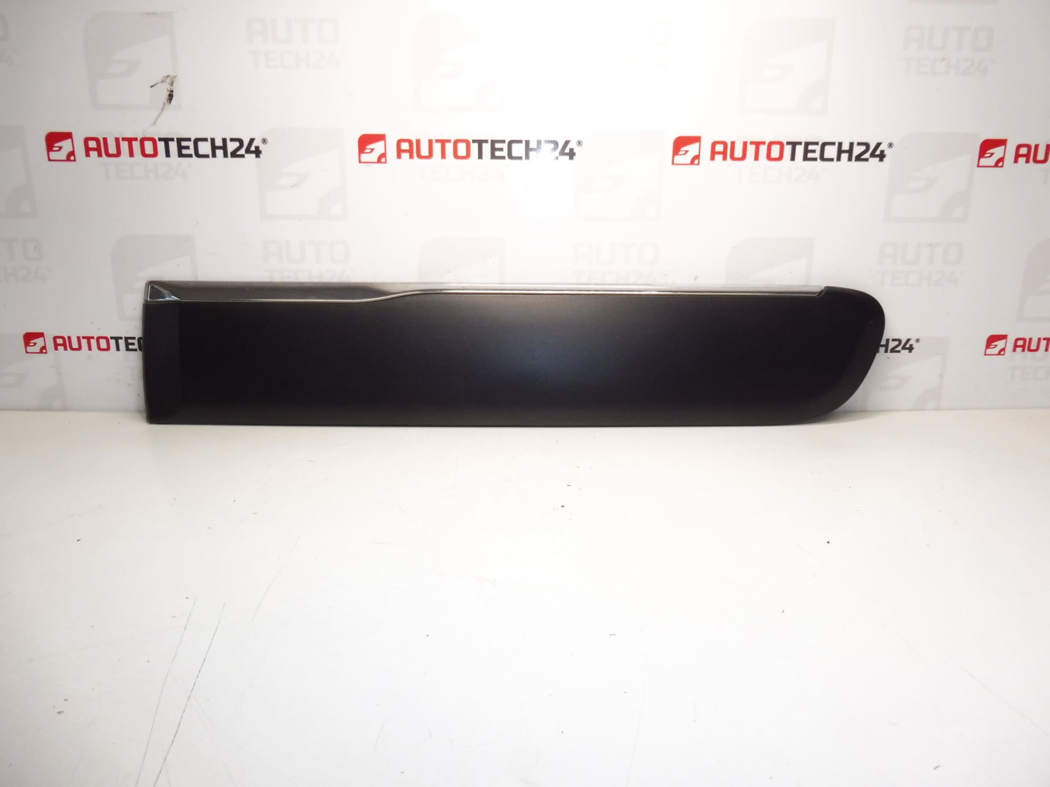 Vasen takaovi Bar Citroen C3 Picasso 9686338477 8546Y5