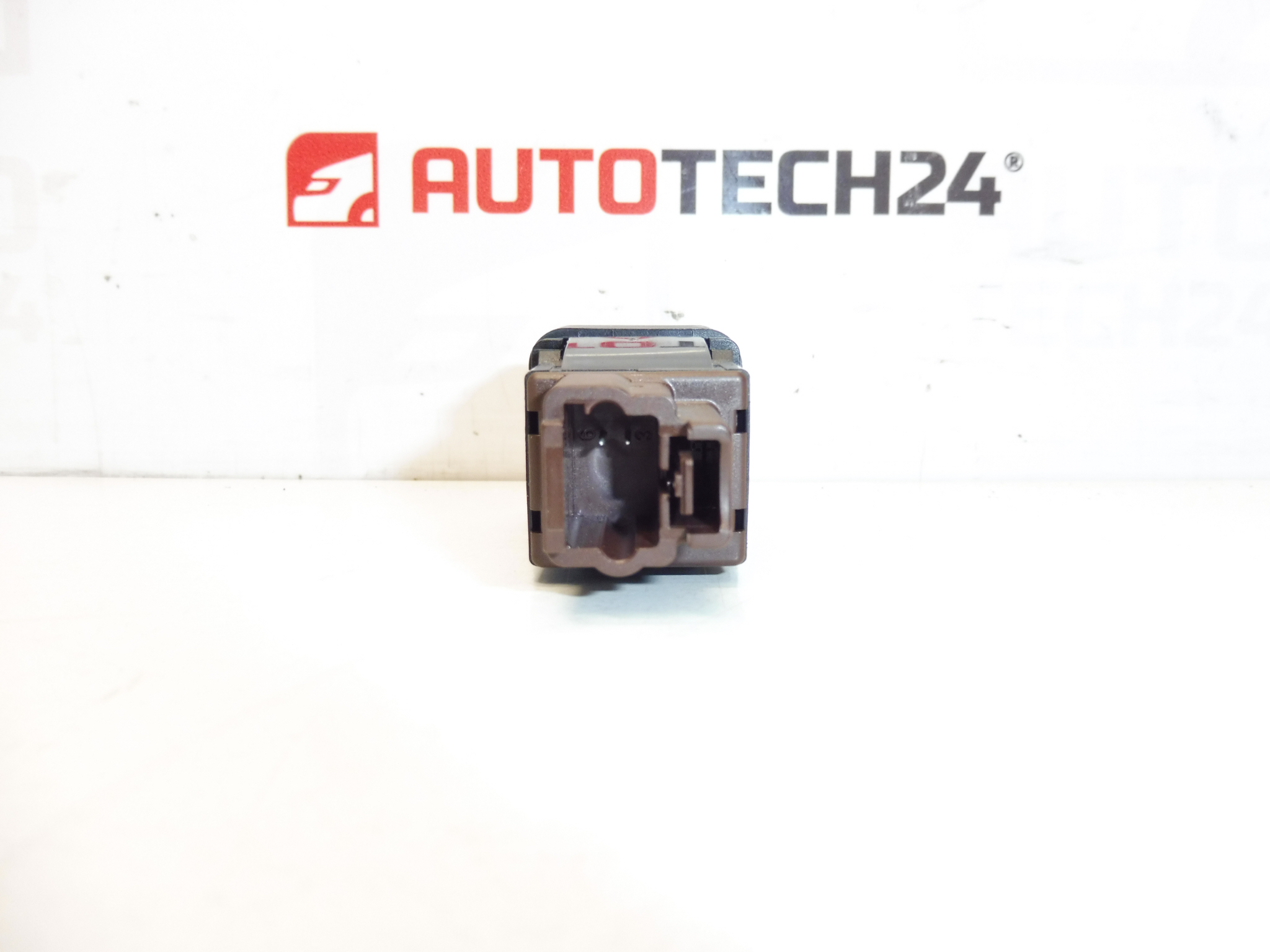 Citroën Peugeot 96413912d 6556E6 turvatyynykytkin