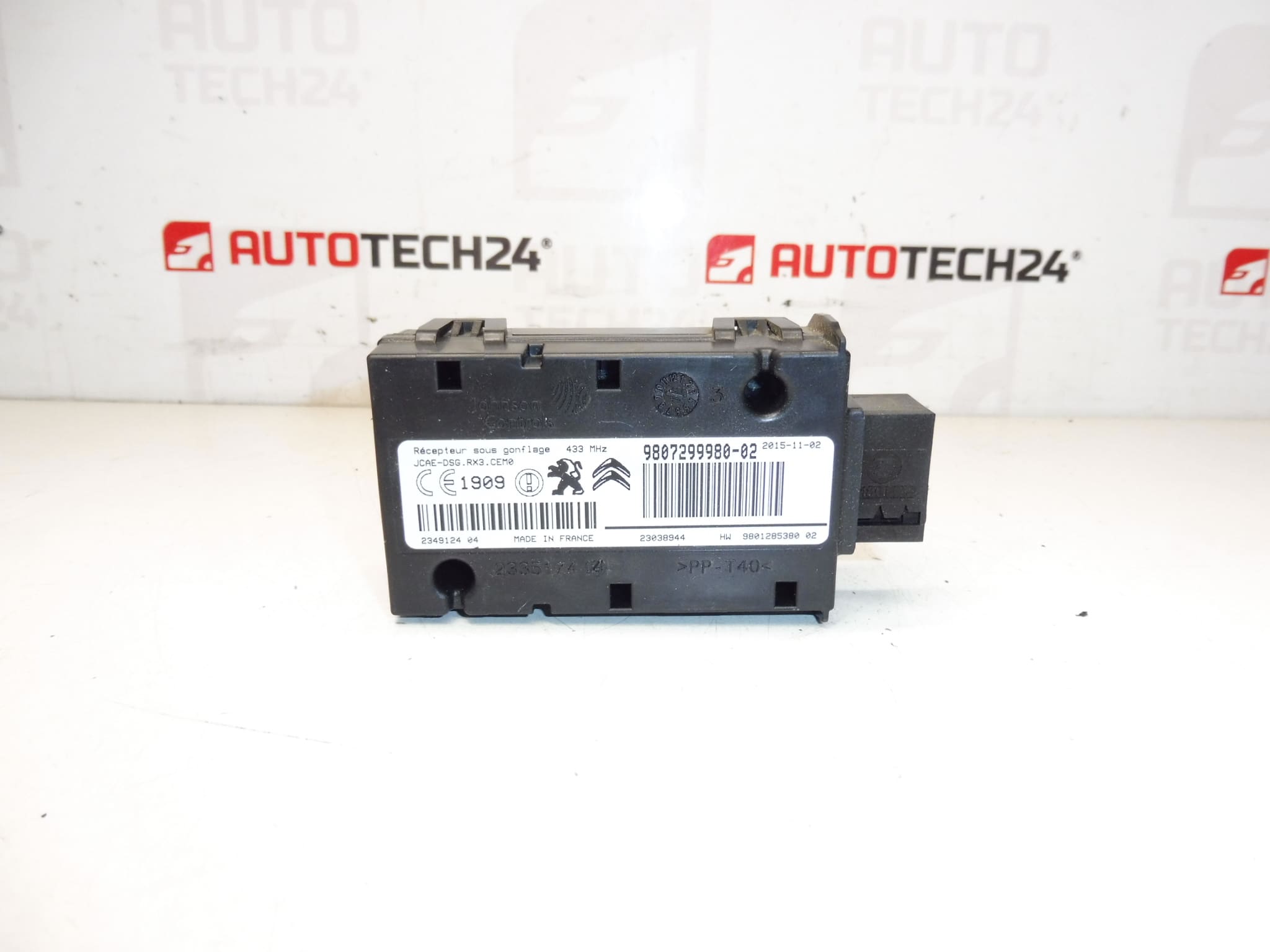Citroën Peugeot -yksikkö 1613702680 9807299980
