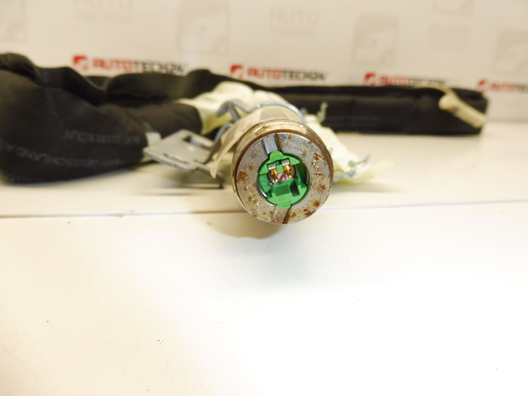 Oikean katon turvatyyny Peugeot 207 9650247780 8331W9 - Image 2