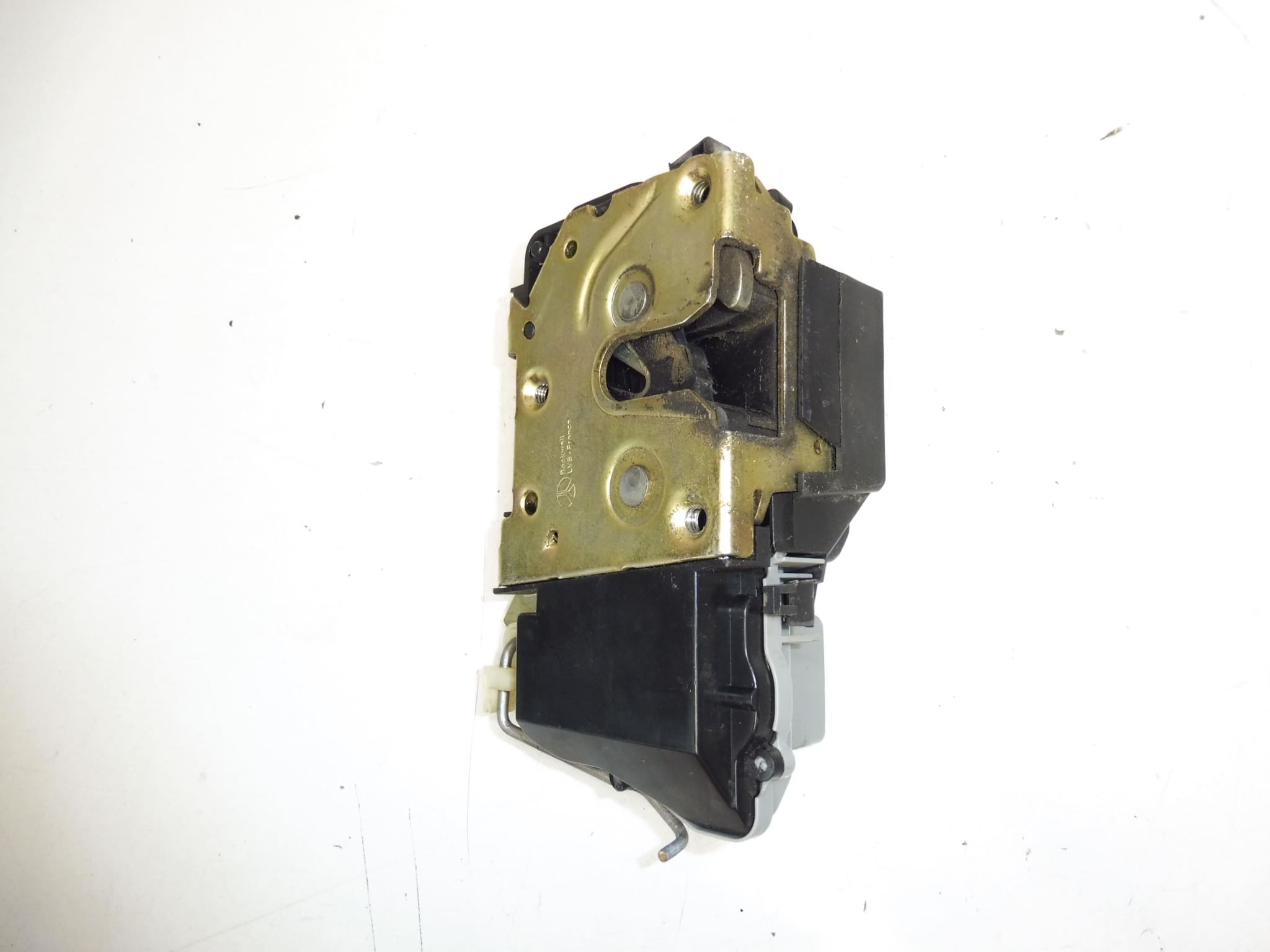 Peugeot 307 oikean etuoven lukko (matkustajan puoli) 9136L2 - Image 2