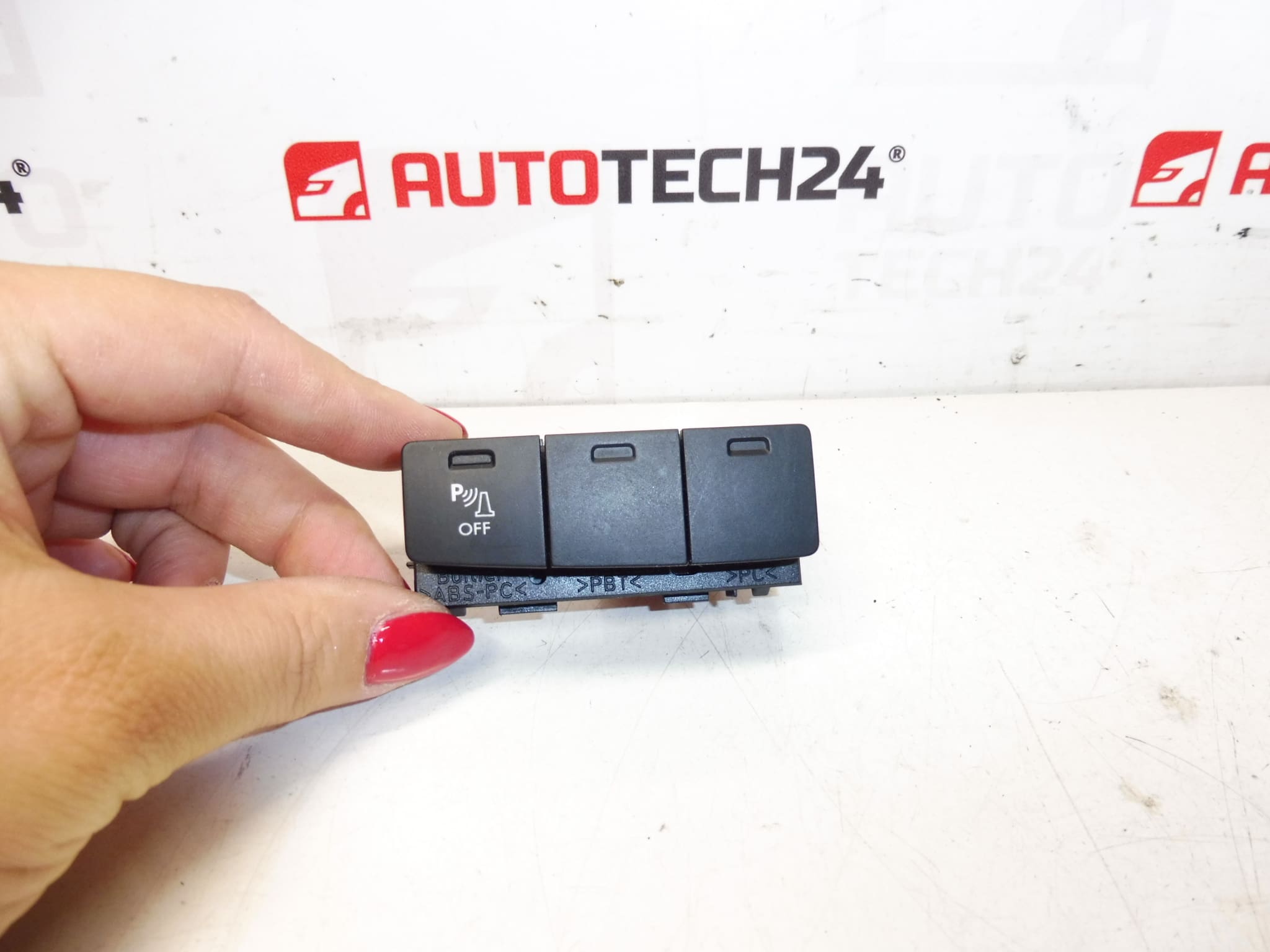 Pysäköintituki Citroën C4 II 9668829 Wall