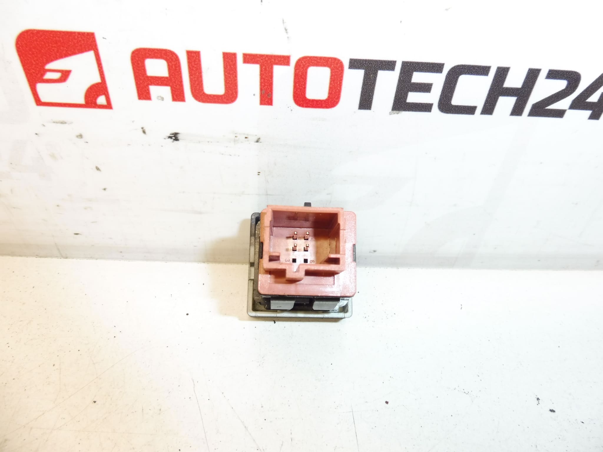 ESP-ohjain Citroen Peugeot 98024711XT 454942 - Image 2