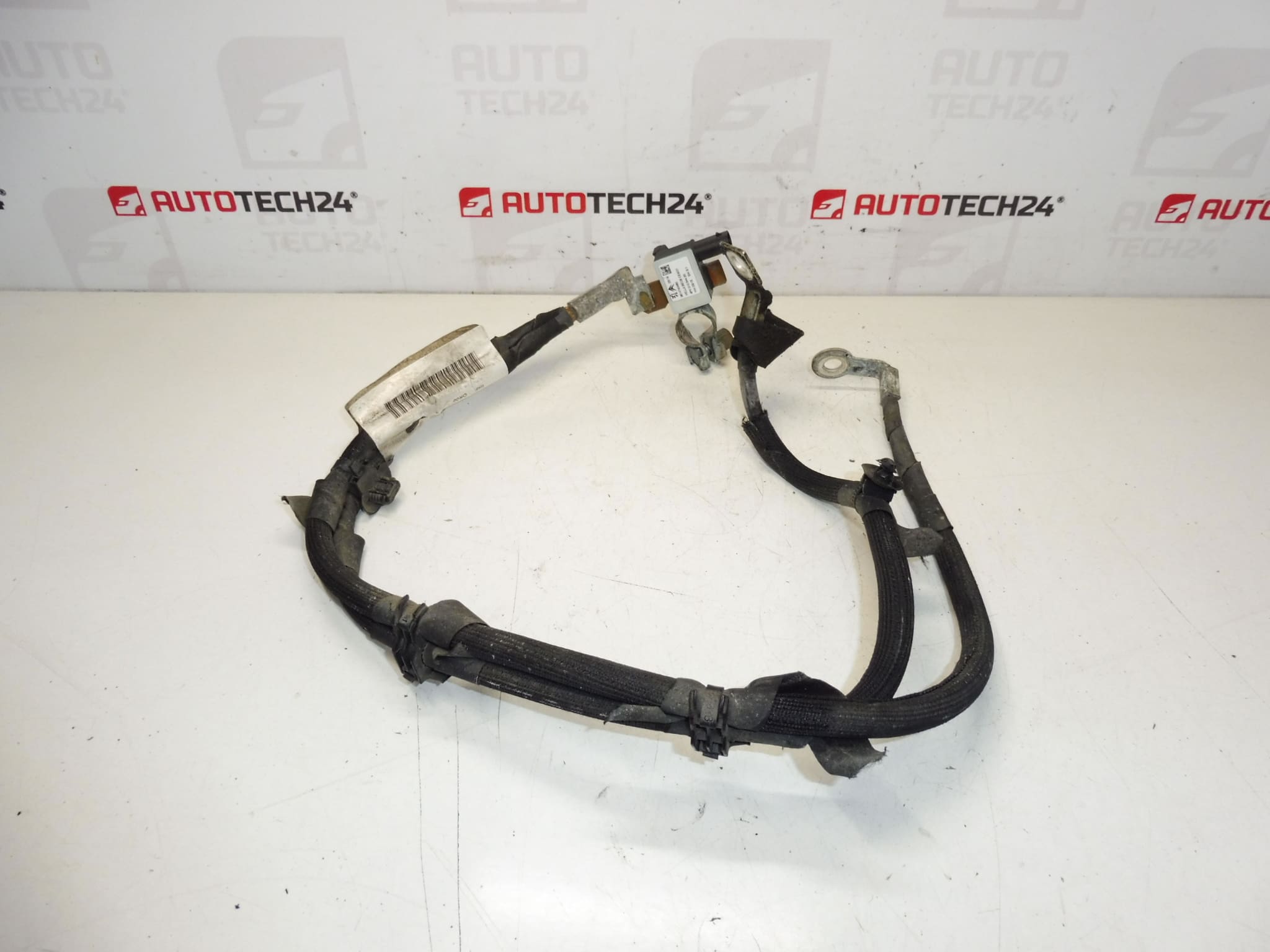 Negatiivinen tilavuus Citroën Peugeot 1