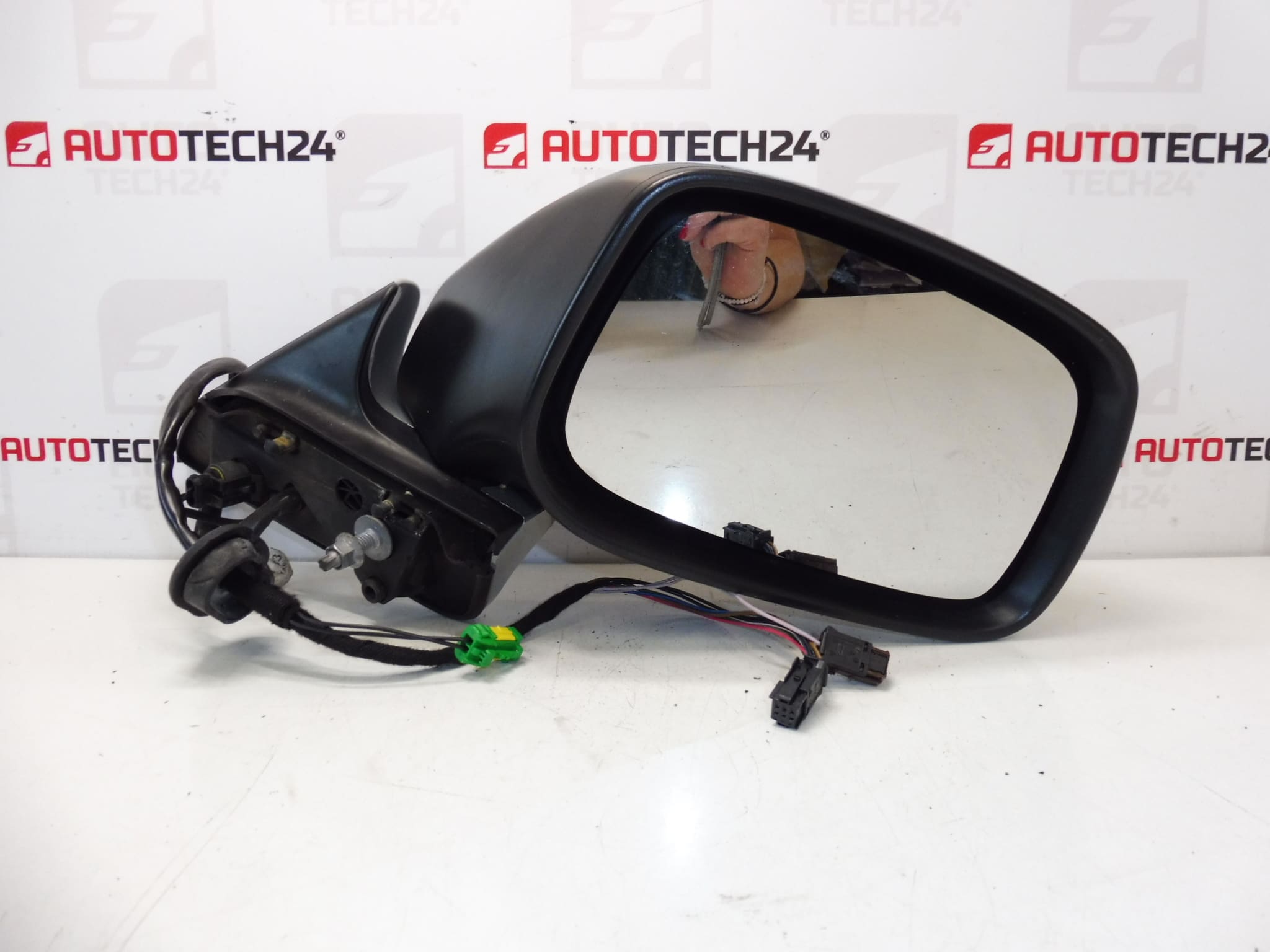 Oikeanpuoleinen sähkötoiminen ja taittuva sivupeili EZRC Citroën/Peugeot 14009349ZR 8153FV - Image 2